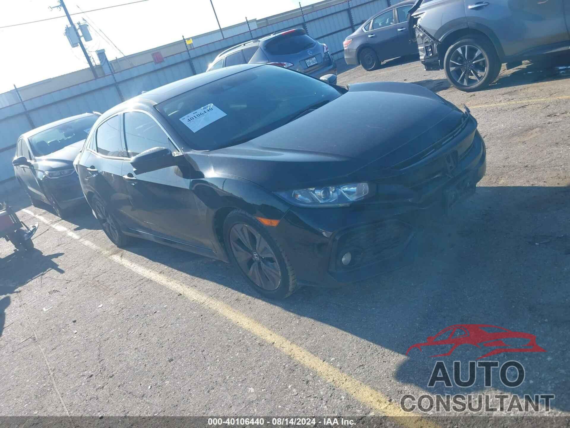 HONDA CIVIC 2018 - SHHFK7H60JU234601