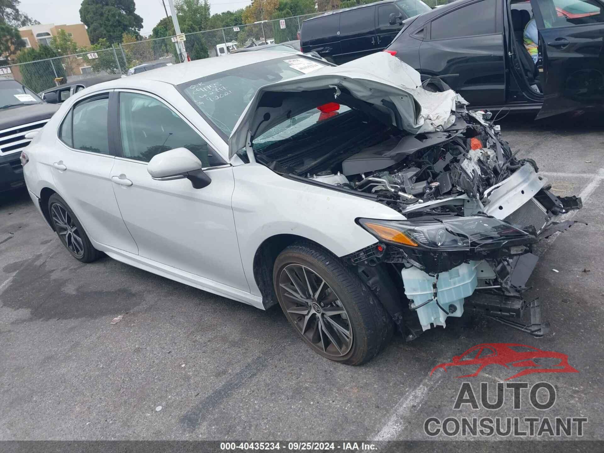 TOYOTA CAMRY 2023 - 4T1G11AK4PU102997
