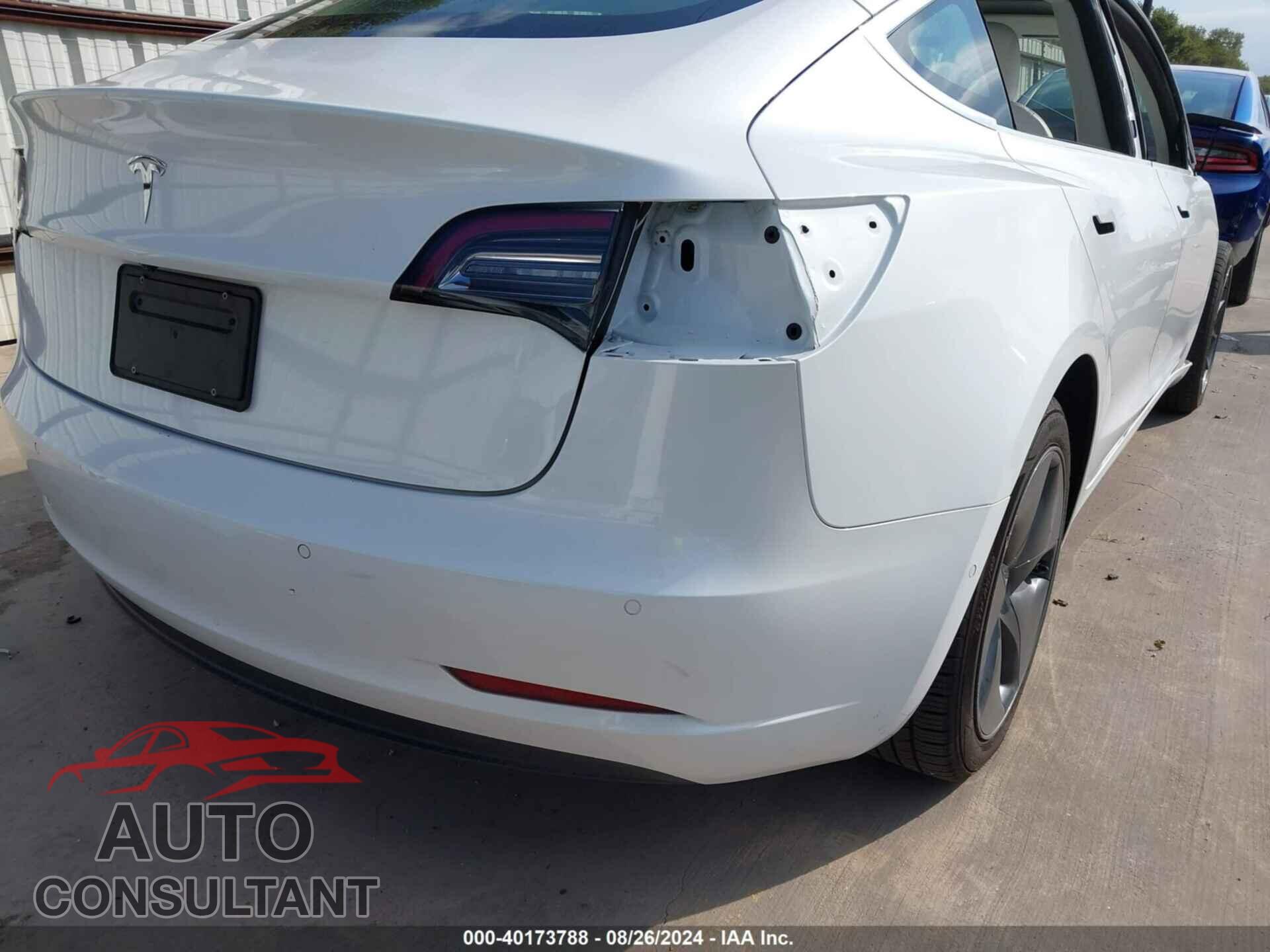 TESLA MODEL 3 2019 - 5YJ3E1EAXKF486147