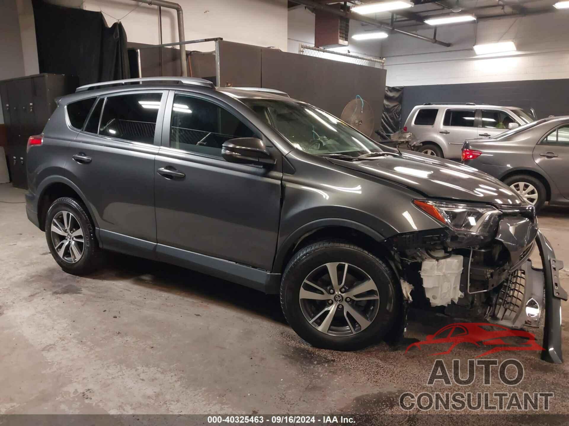 TOYOTA RAV4 2017 - 2T3RFREV9HW562324