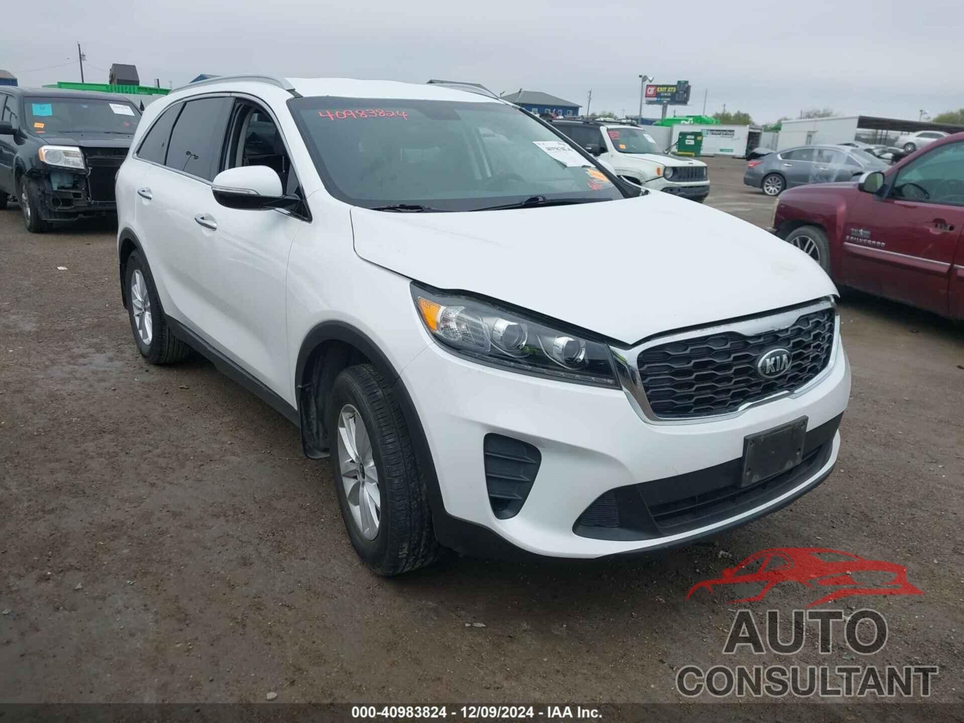 KIA SORENTO 2019 - 5XYPG4A36KG605518