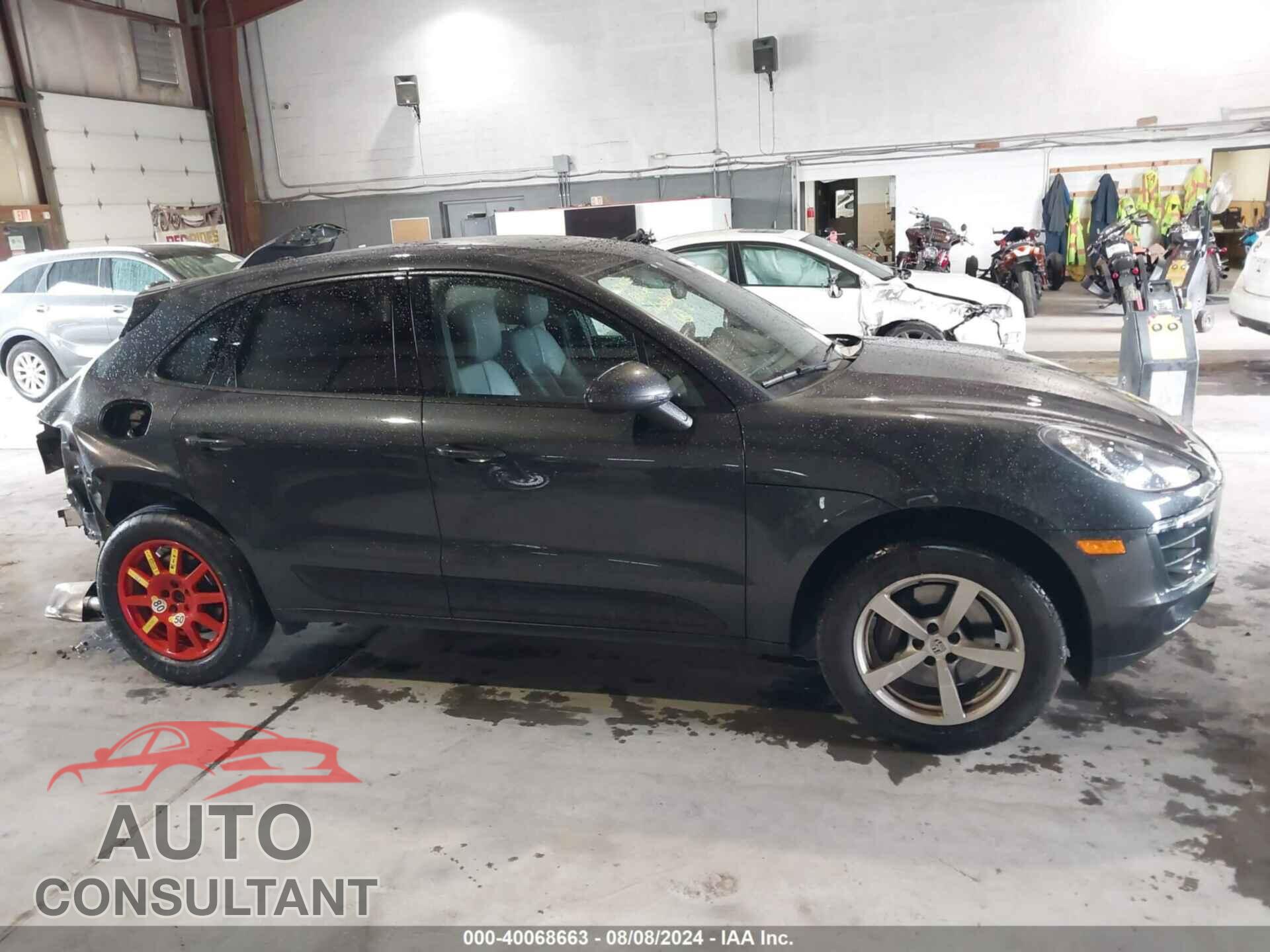 PORSCHE MACAN 2018 - WP1AA2A51JLB17043