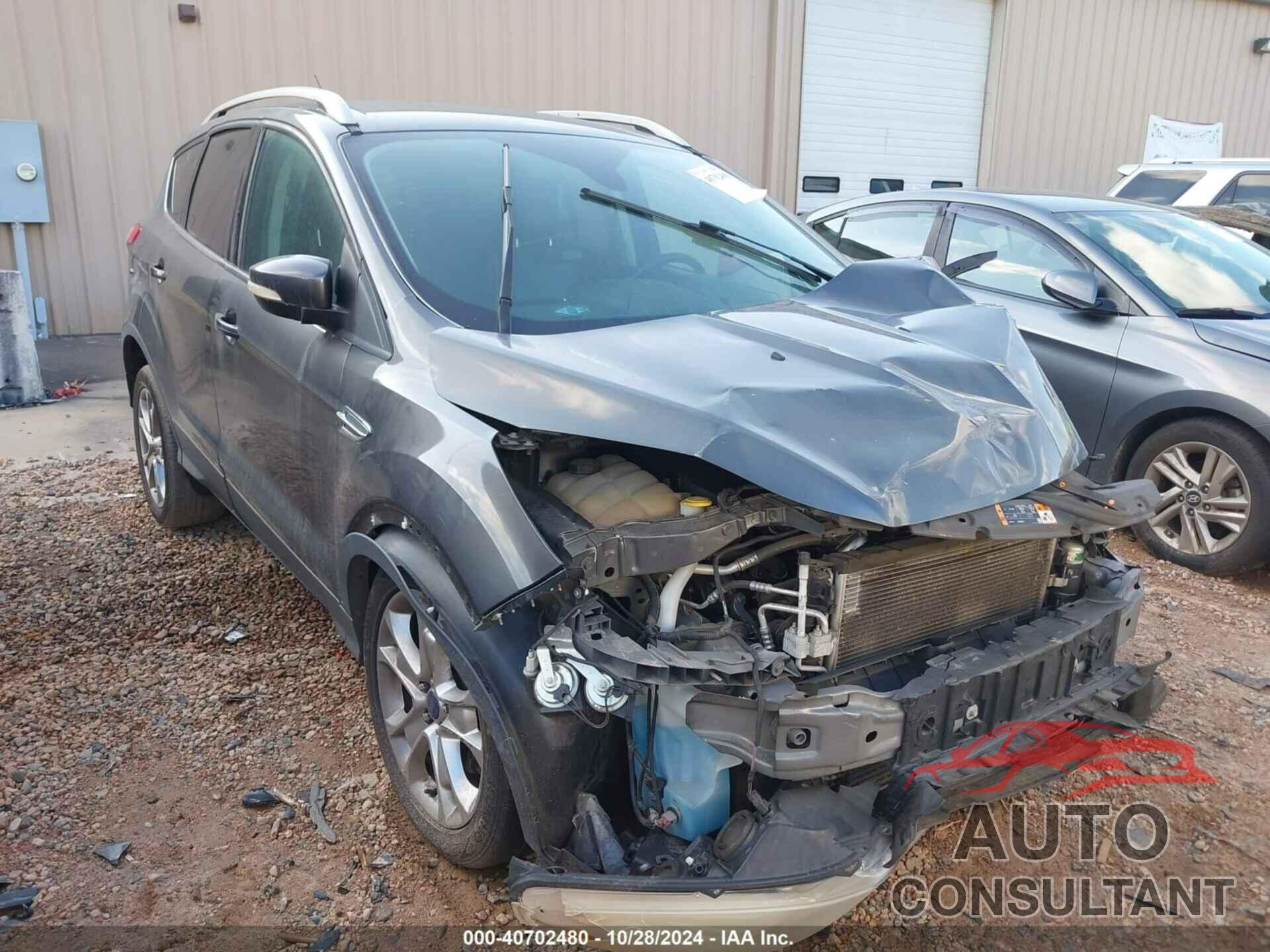 FORD ESCAPE 2015 - 1FMCU0J96FUC73861
