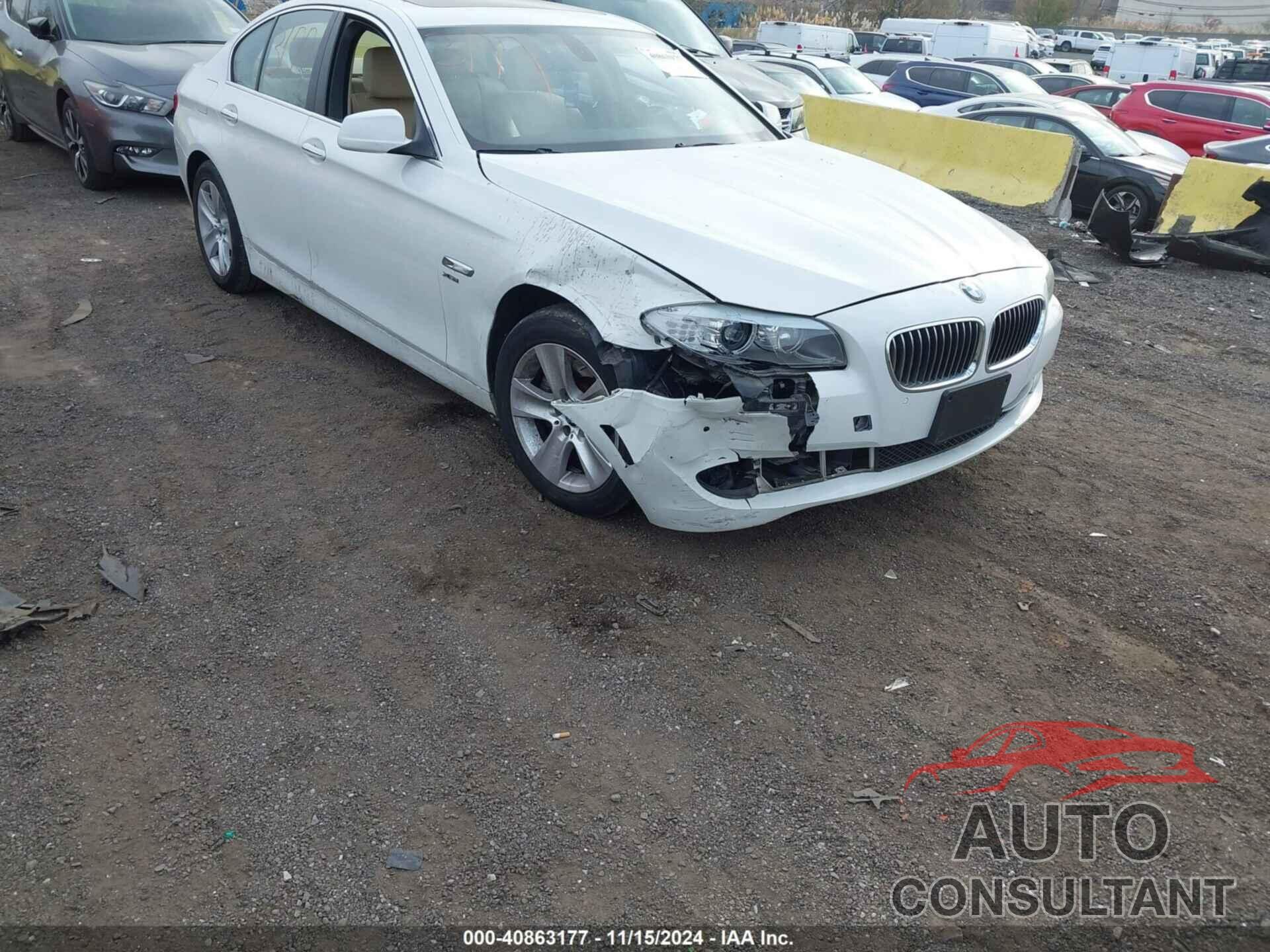 BMW 528I 2012 - WBAXH5C59CDW09870