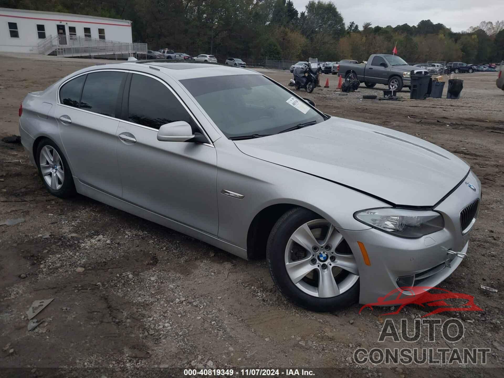 BMW 528I 2013 - WBAXH5C58DD108566