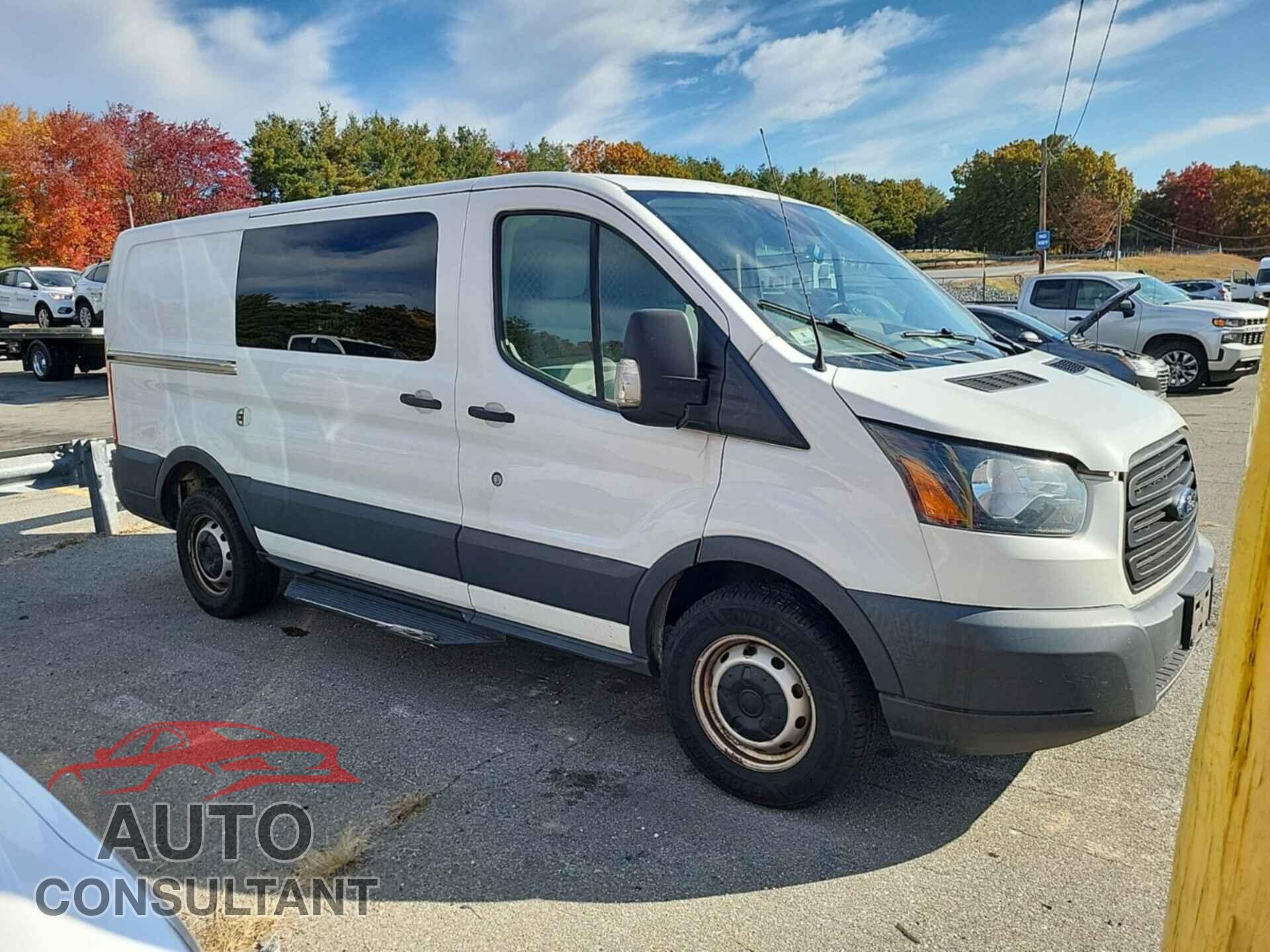 FORD TRANSIT 2017 - 1FTYR1YG3HKA47748