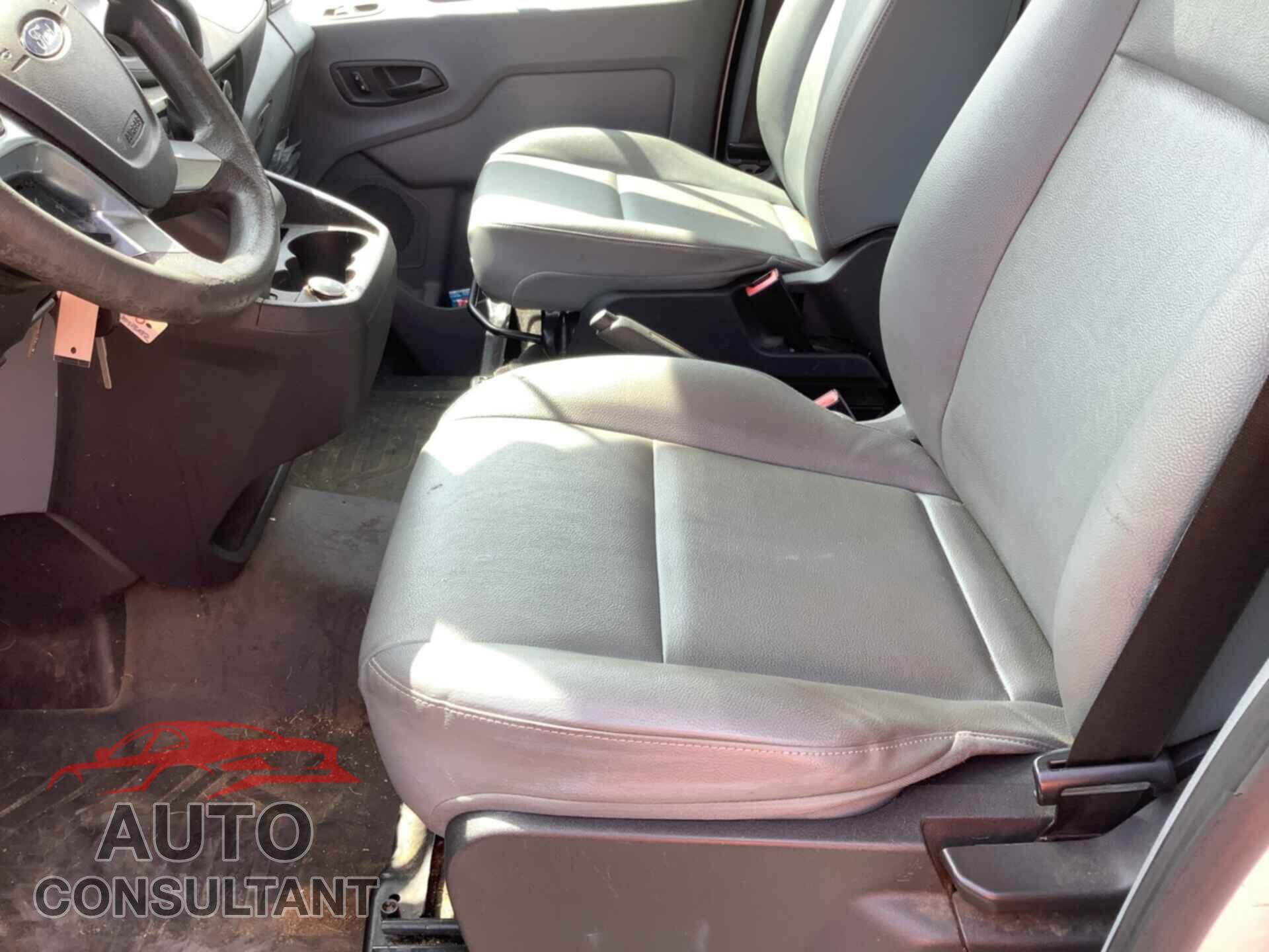 FORD TRANSIT 2018 - 1FTBF4XV2JKA37802