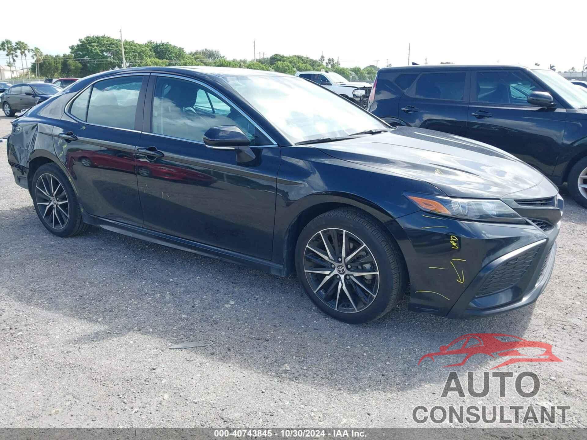 TOYOTA CAMRY 2024 - 4T1G11AK3RU906811