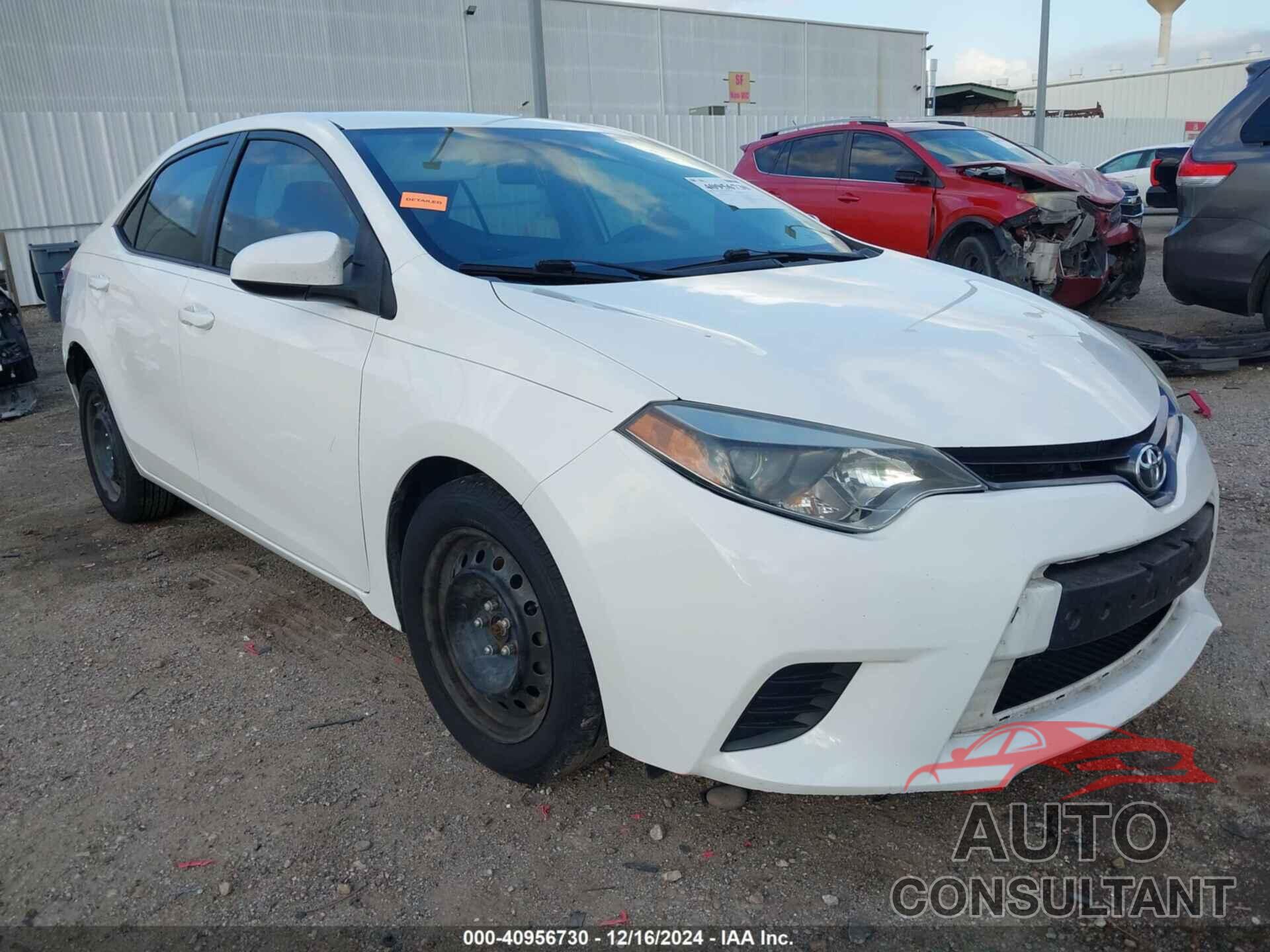 TOYOTA COROLLA 2015 - 5YFBURHE3FP198945