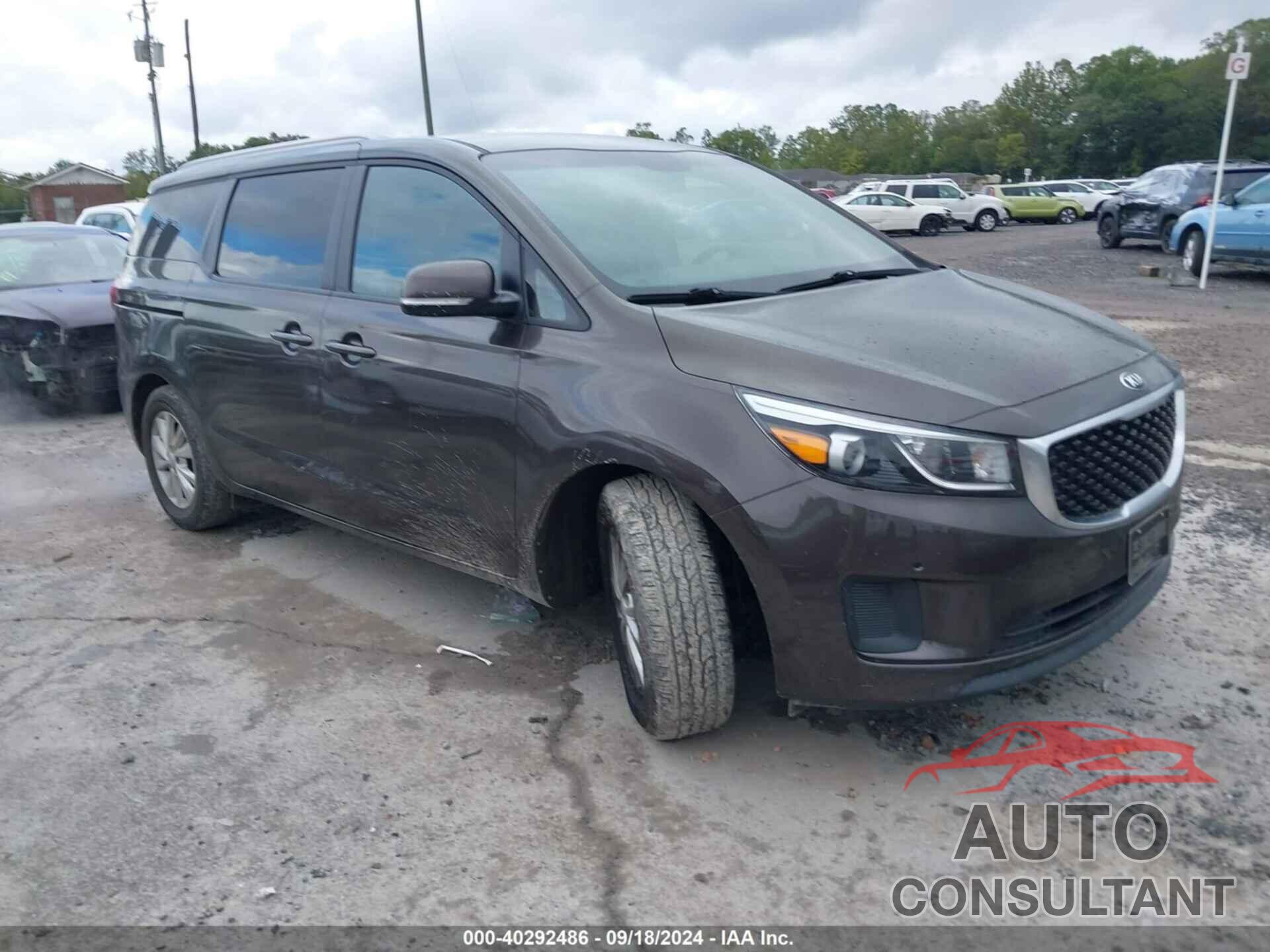 KIA SEDONA 2017 - KNDMB5C18H6237129