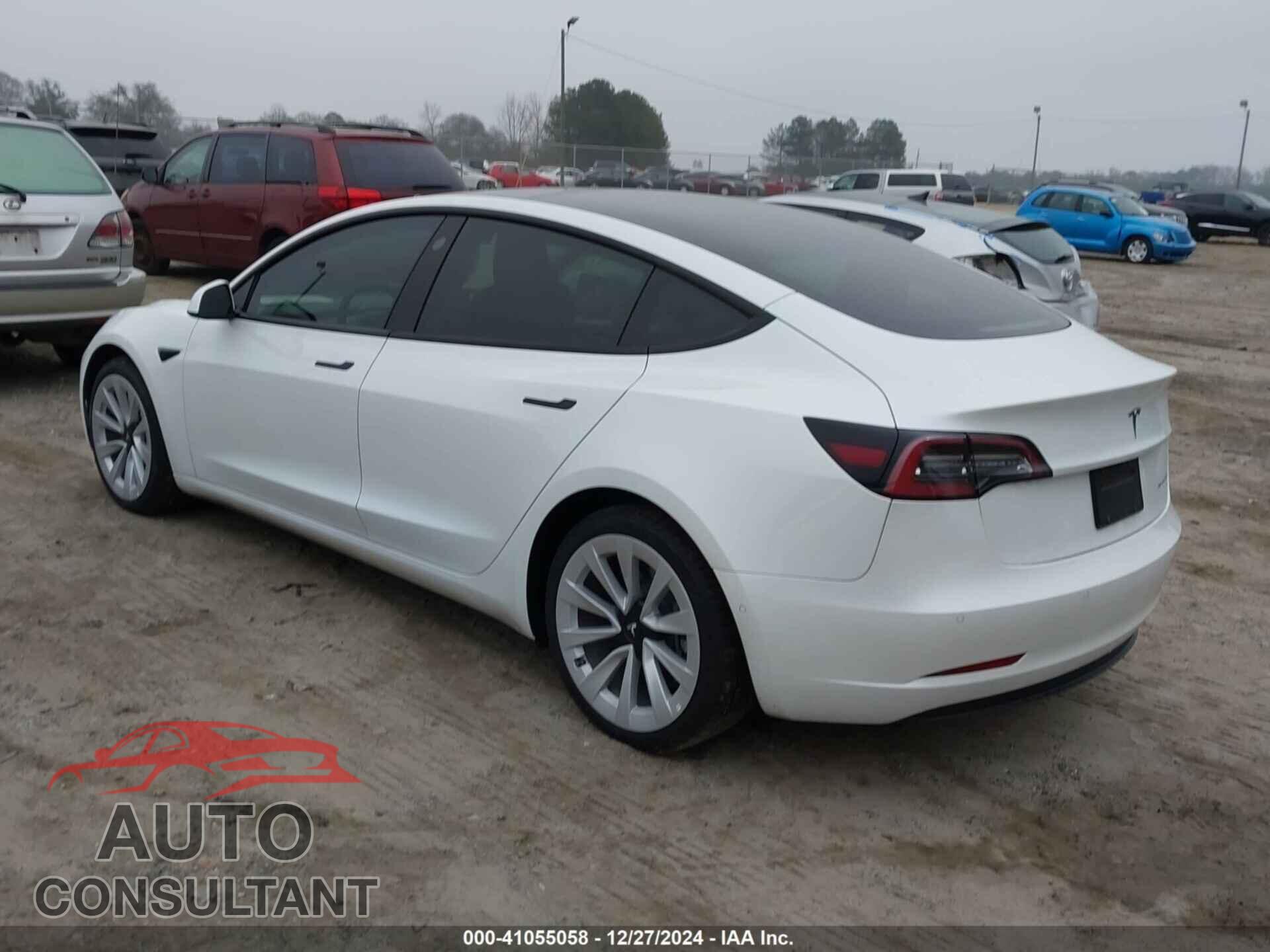 TESLA MODEL 3 2022 - 5YJ3E1EB8NF173966