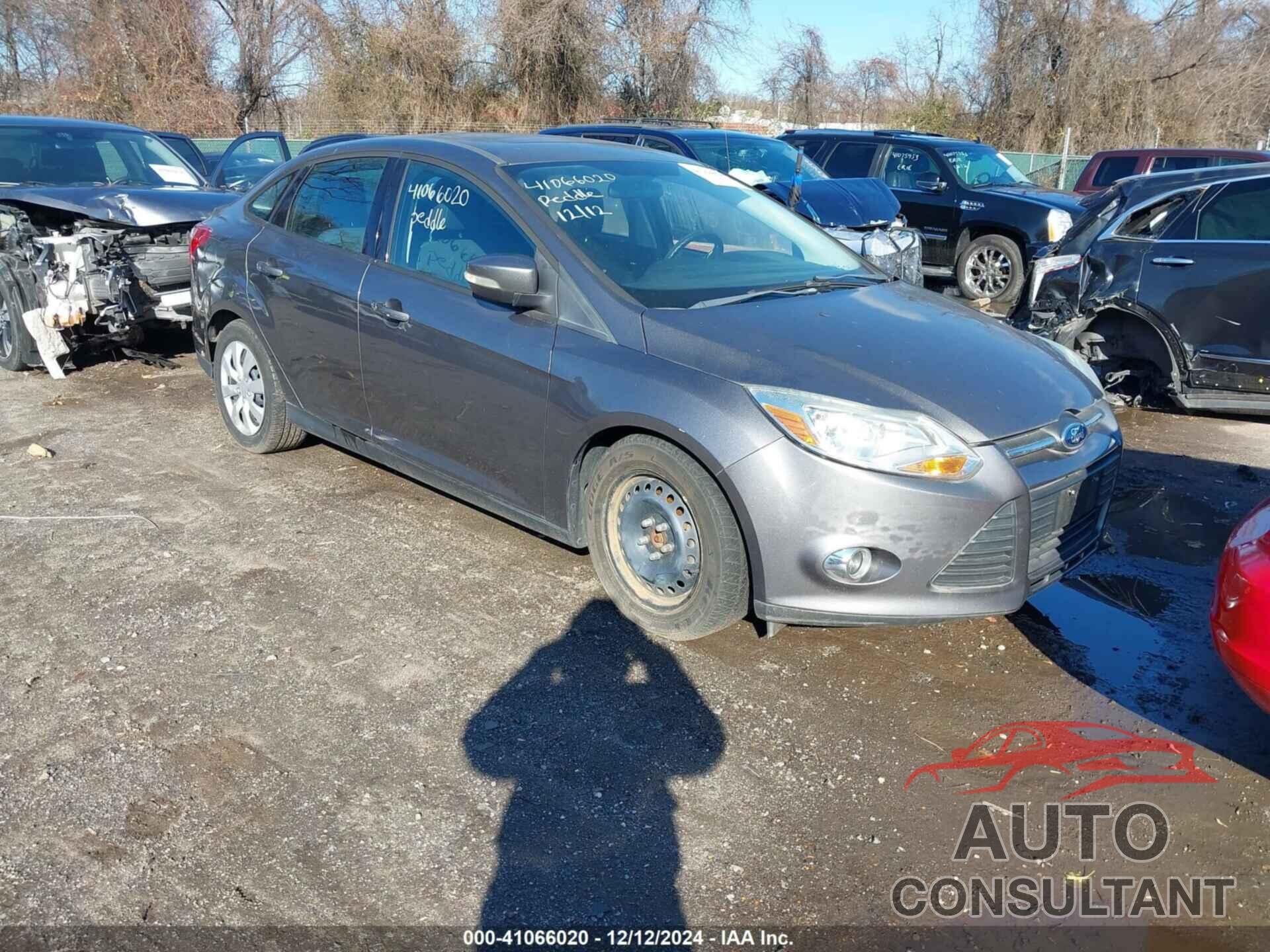 FORD FOCUS 2012 - 1FAHP3F21CL370245