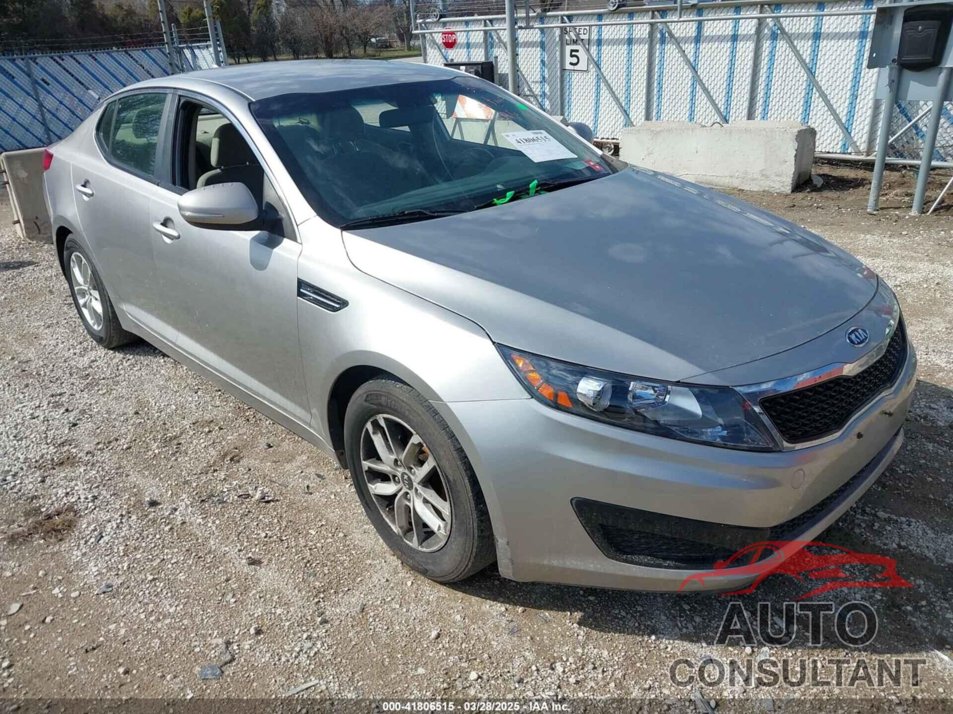 KIA OPTIMA 2011 - KNAGM4A7XB5122695