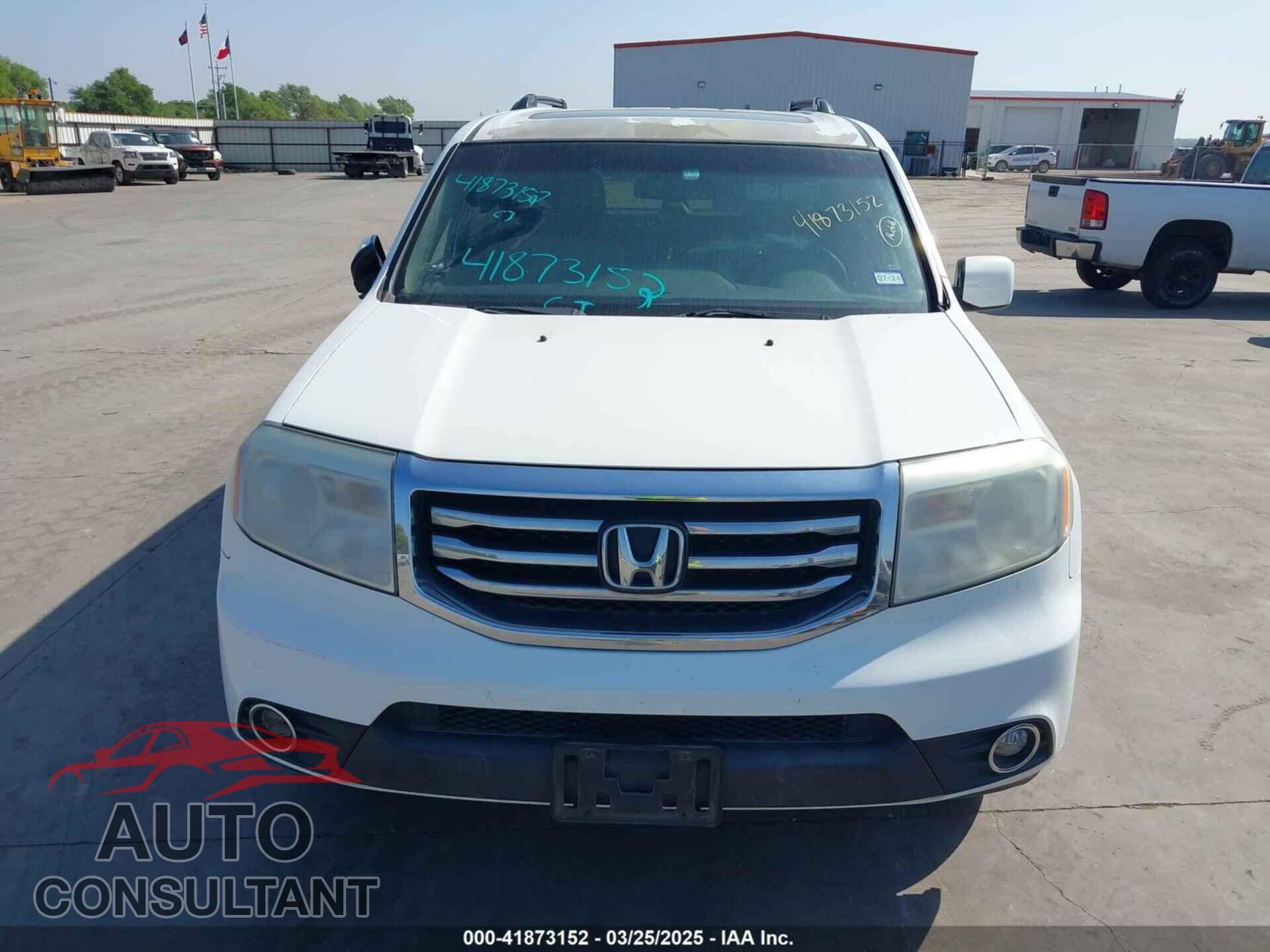 HONDA PILOT 2015 - 5FNYF4H56FB061663