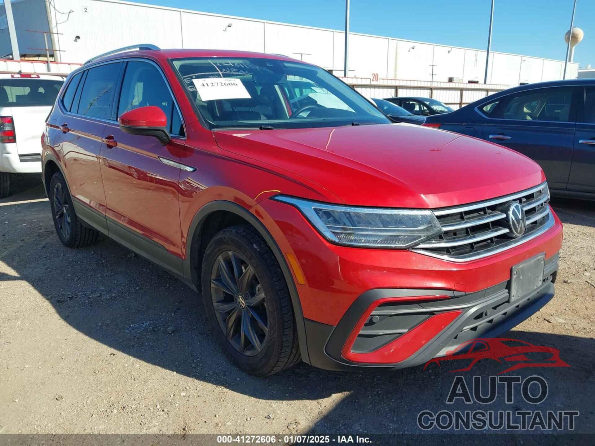 VOLKSWAGEN TIGUAN 2022 - 3VV2B7AX2NM168798