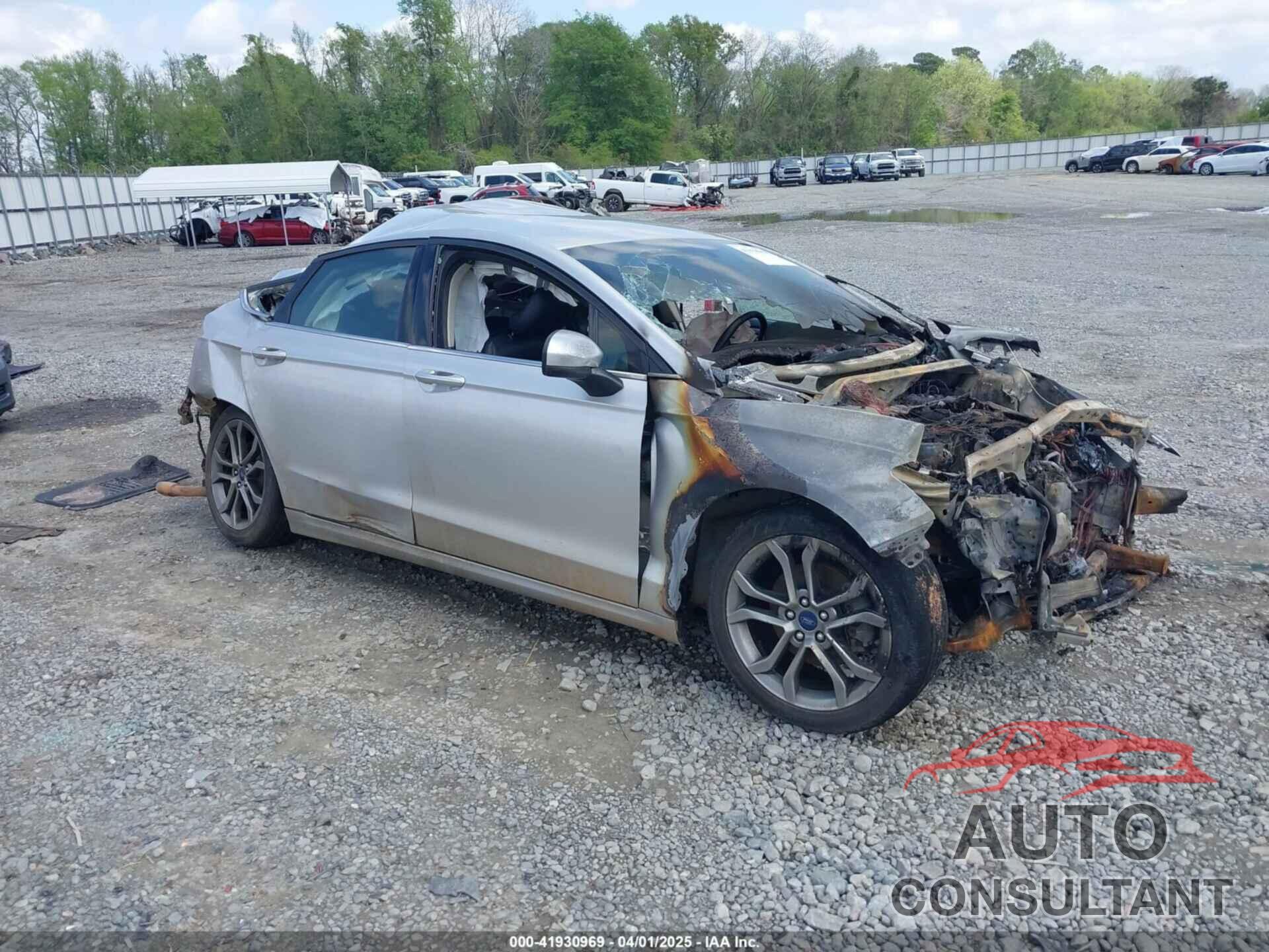 FORD FUSION 2017 - 3FA6P0G71HR161404