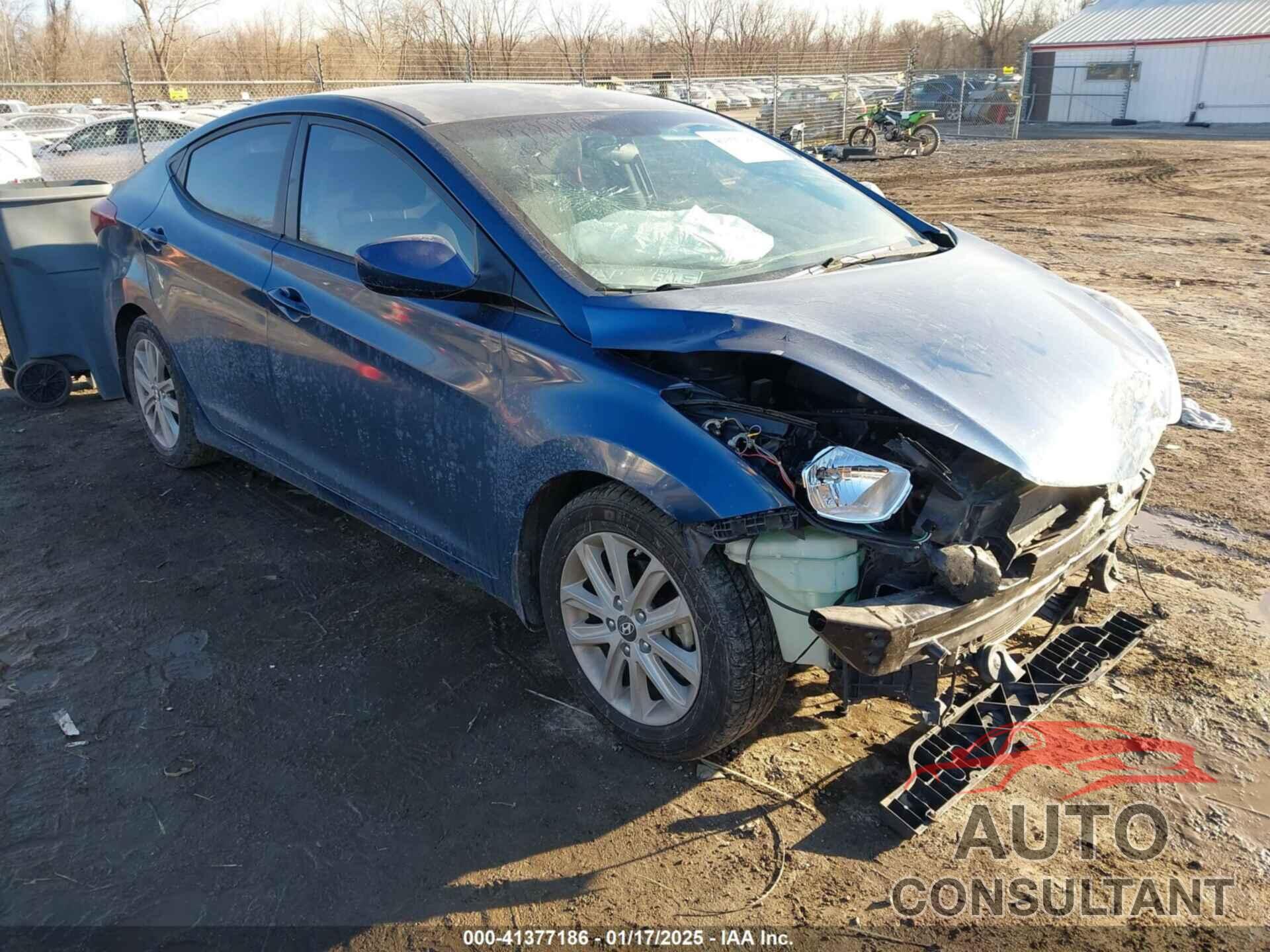 HYUNDAI ELANTRA 2015 - KMHDH4AE0FU452135