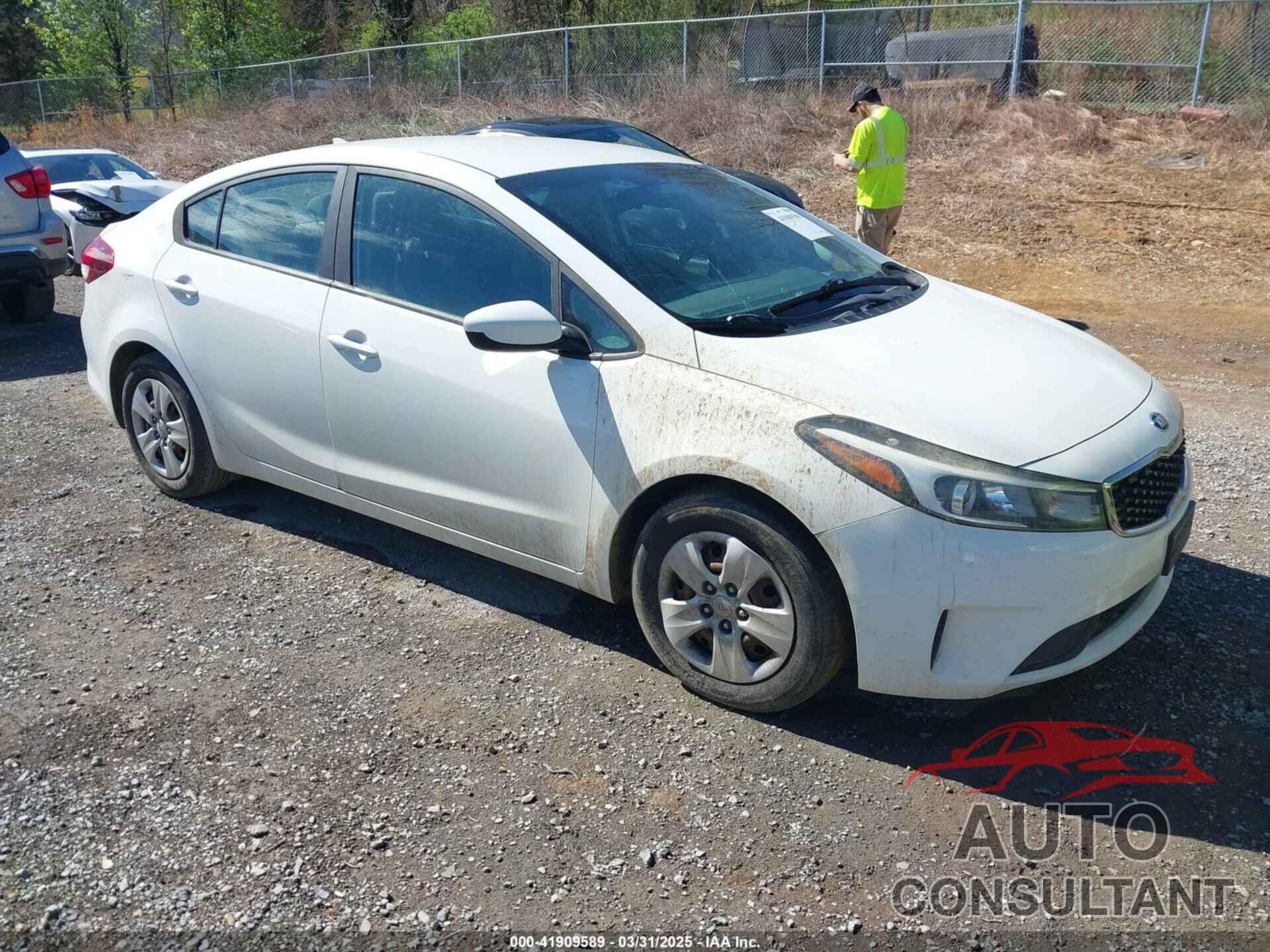 KIA FORTE 2017 - 3KPFK4A79HE076858