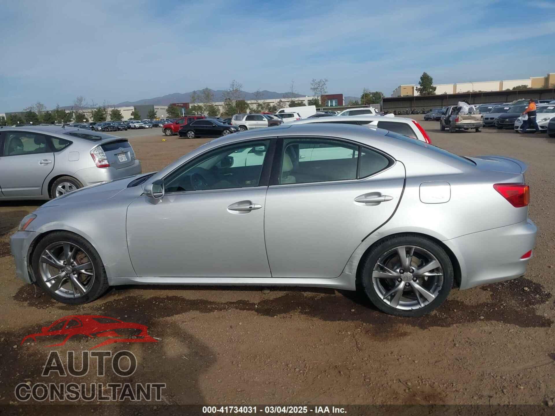 LEXUS IS 250 2009 - JTHBK262495105372