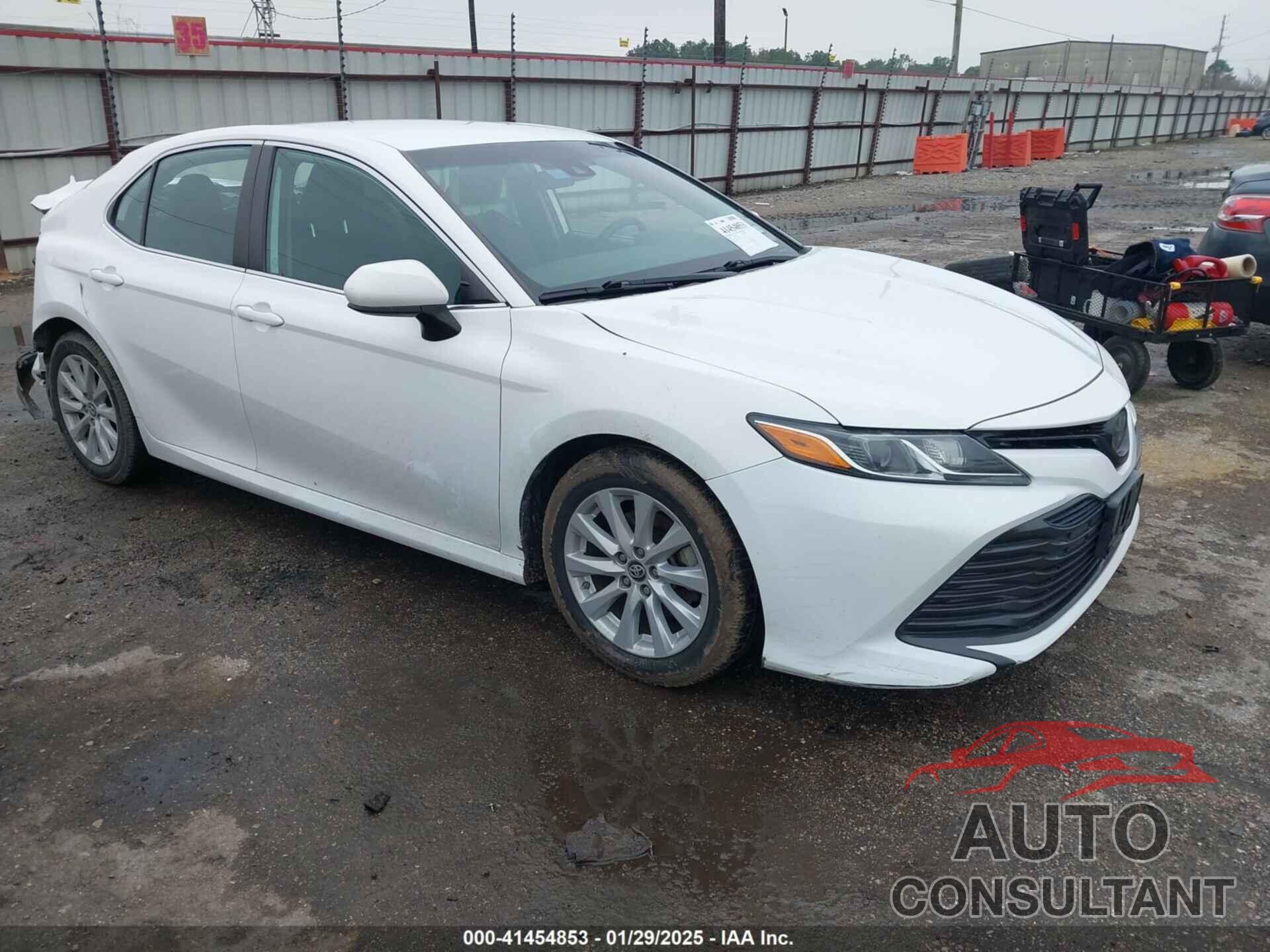 TOYOTA CAMRY 2019 - 4T1B11HKXKU694852