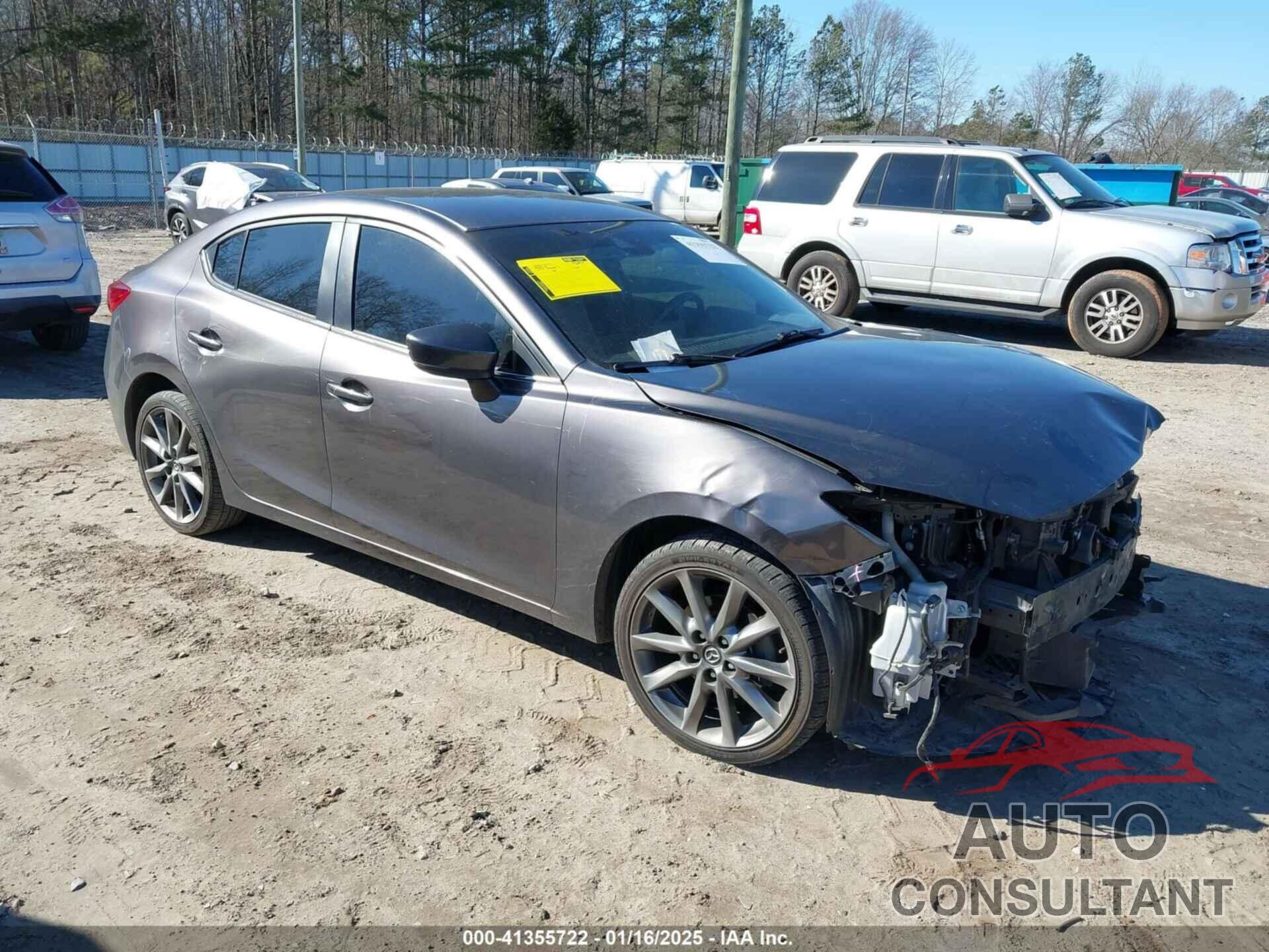 MAZDA MAZDA3 2018 - 3MZBN1V33JM204984