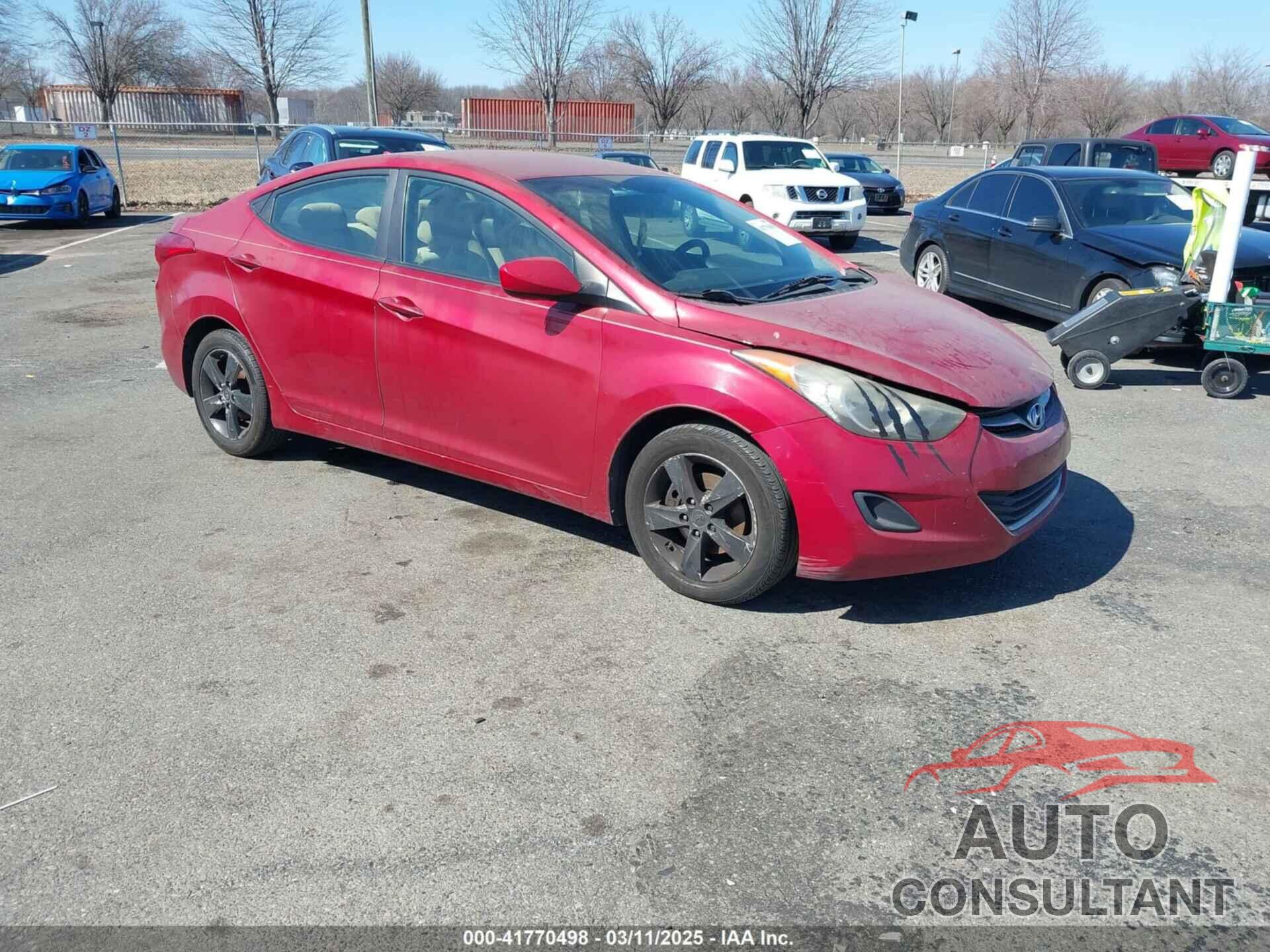 HYUNDAI ELANTRA 2011 - KMHDH4AE3BU149652