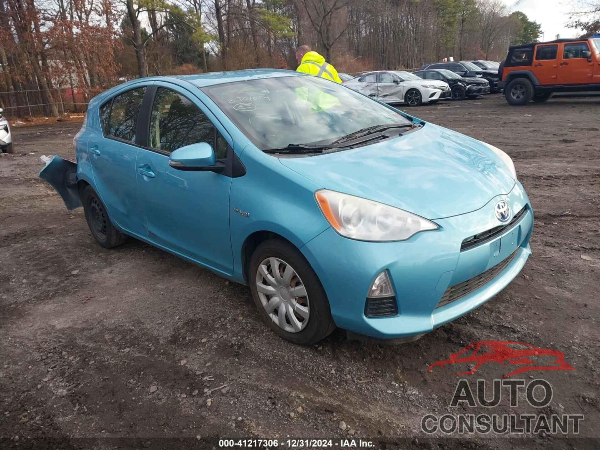 TOYOTA PRIUS C 2013 - JTDKDTB32D1042756