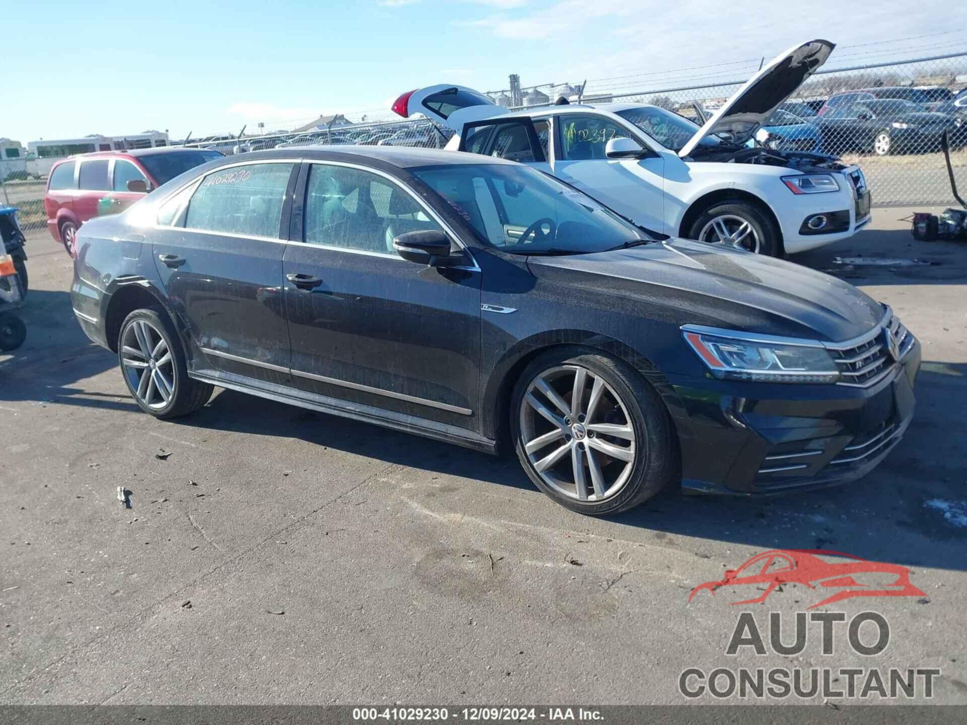 VOLKSWAGEN PASSAT 2017 - 1VWDT7A32HC052375