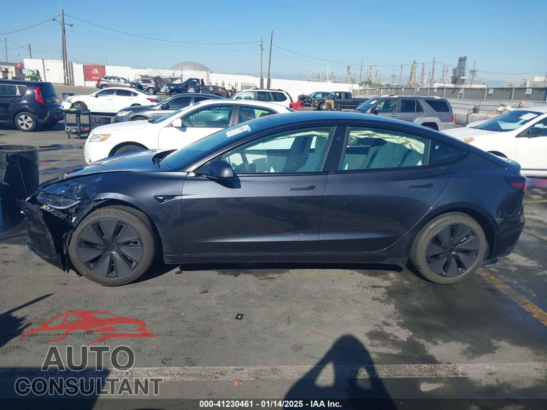 TESLA MODEL 3 2024 - 5YJ3E1EA8RF849264
