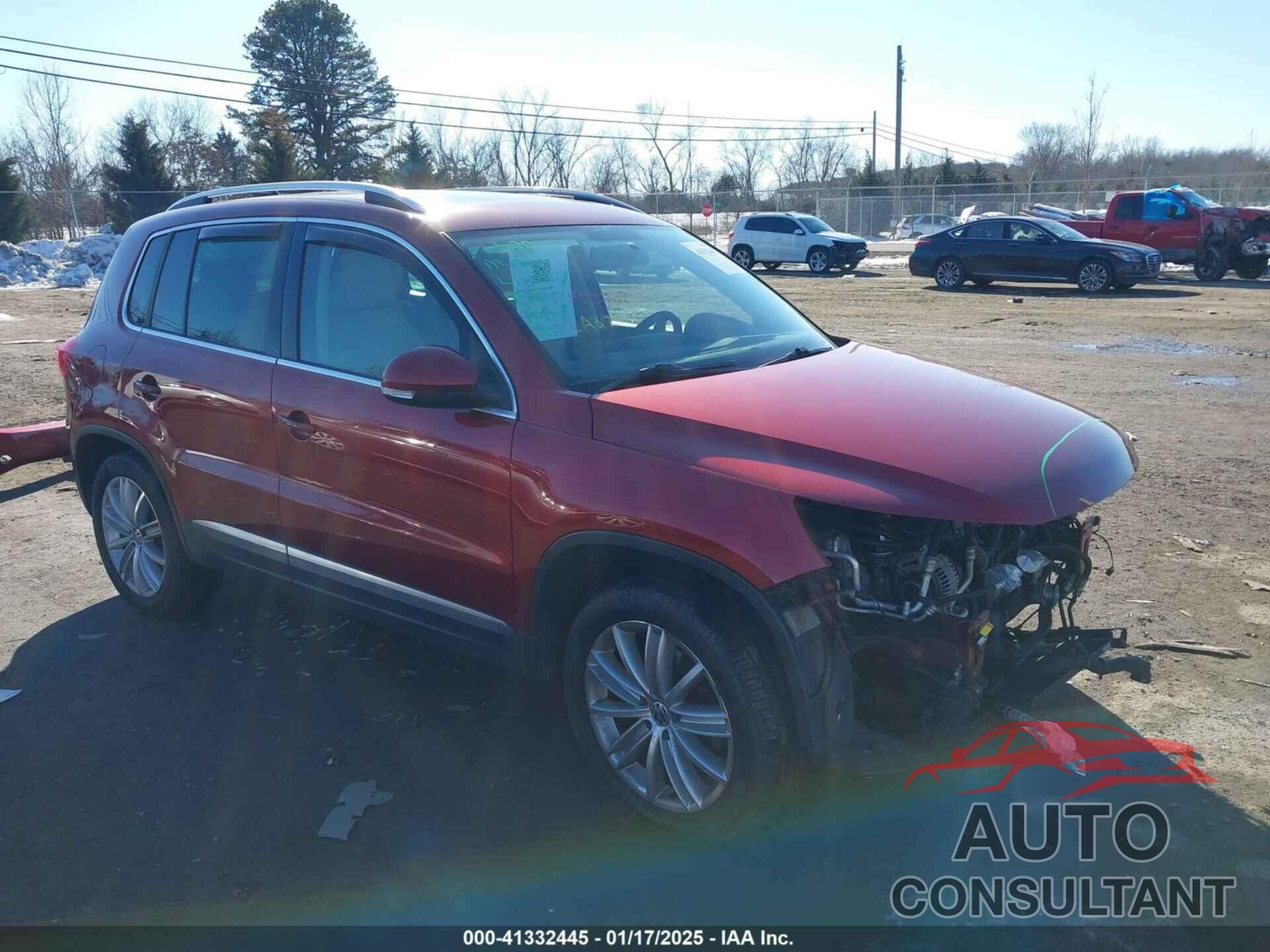 VOLKSWAGEN TIGUAN 2012 - WVGBV7AX2CW078629