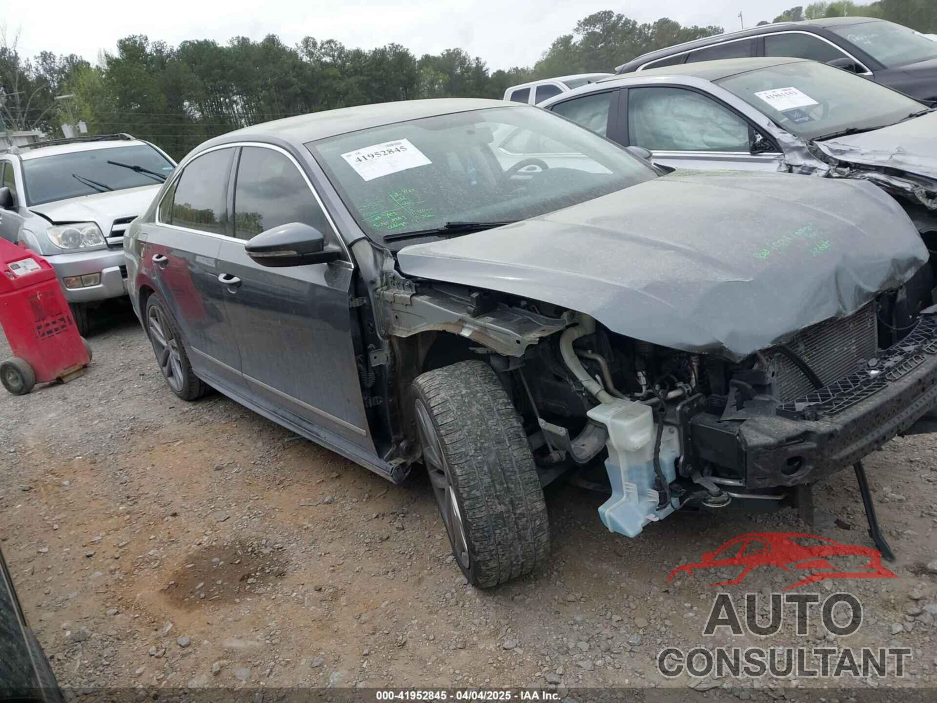 VOLKSWAGEN PASSAT 2017 - 1VWDT7A34HC060154