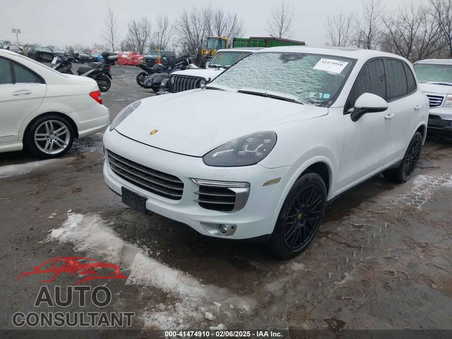 PORSCHE CAYENNE 2017 - WP1AA2A25HKA80276