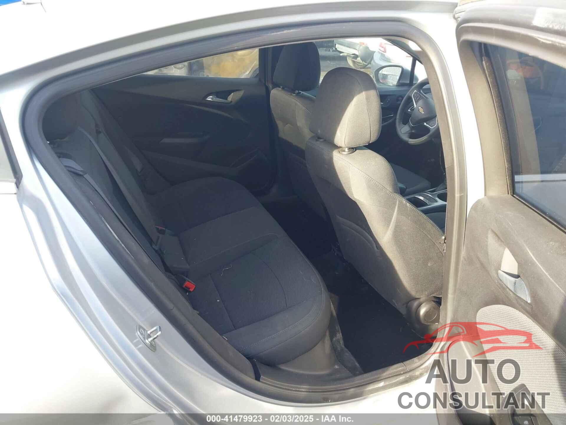 CHEVROLET CRUZE 2017 - 1G1BE5SM6H7137124