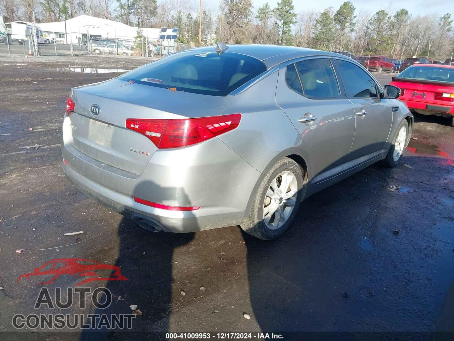 KIA OPTIMA 2011 - KNAGN4A62B5092841