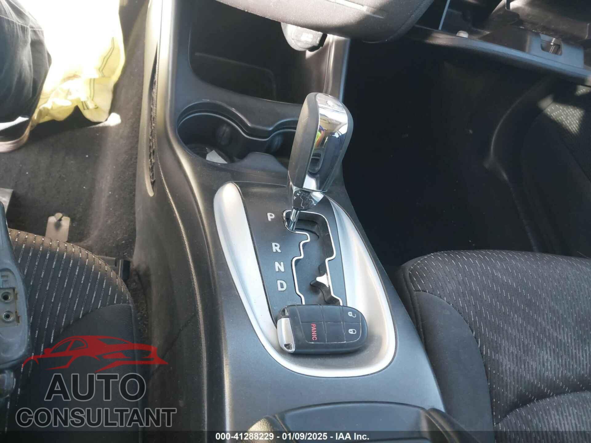 DODGE JOURNEY 2015 - 3C4PDCBB3FT605435