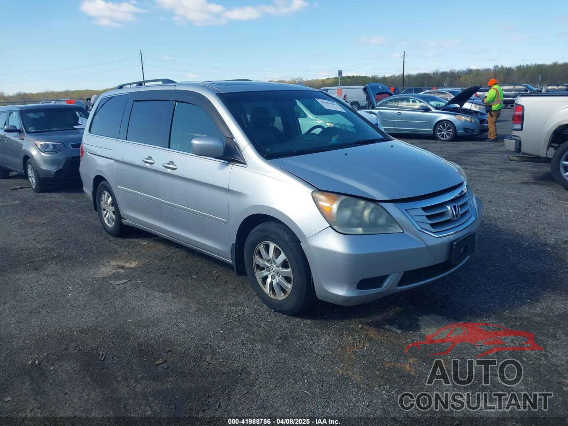 HONDA ODYSSEY 2010 - 5FNRL3H72AB018679