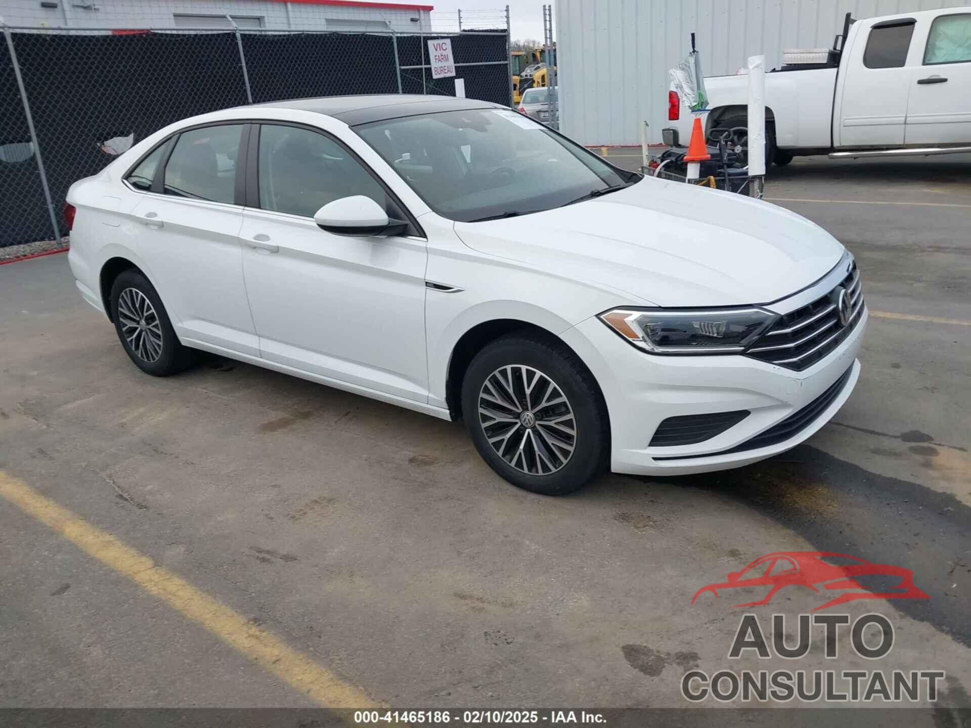 VOLKSWAGEN JETTA 2019 - 3VWE57BU4KM248989