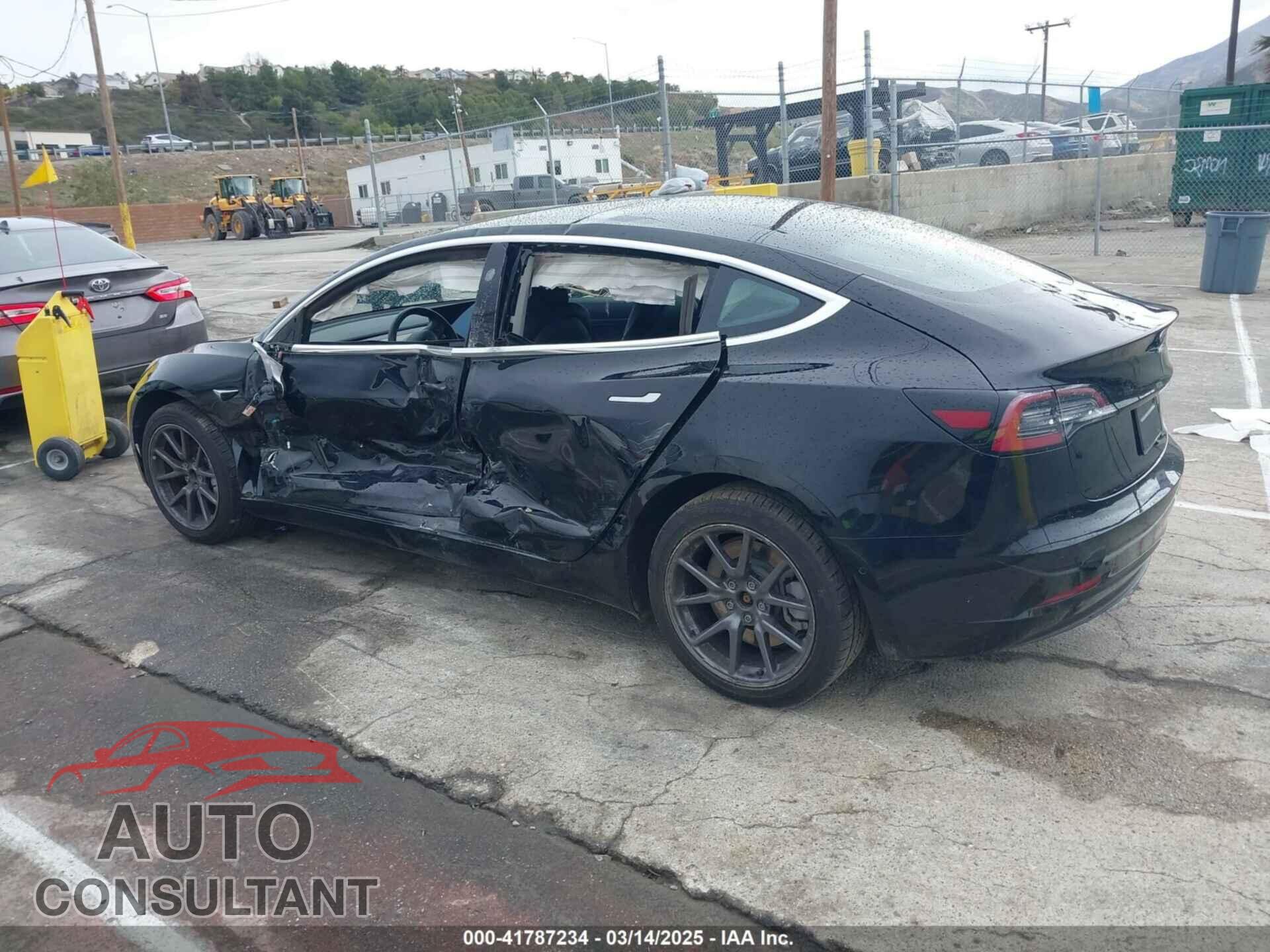 TESLA MODEL 3 2019 - 5YJ3E1EA1KF426824