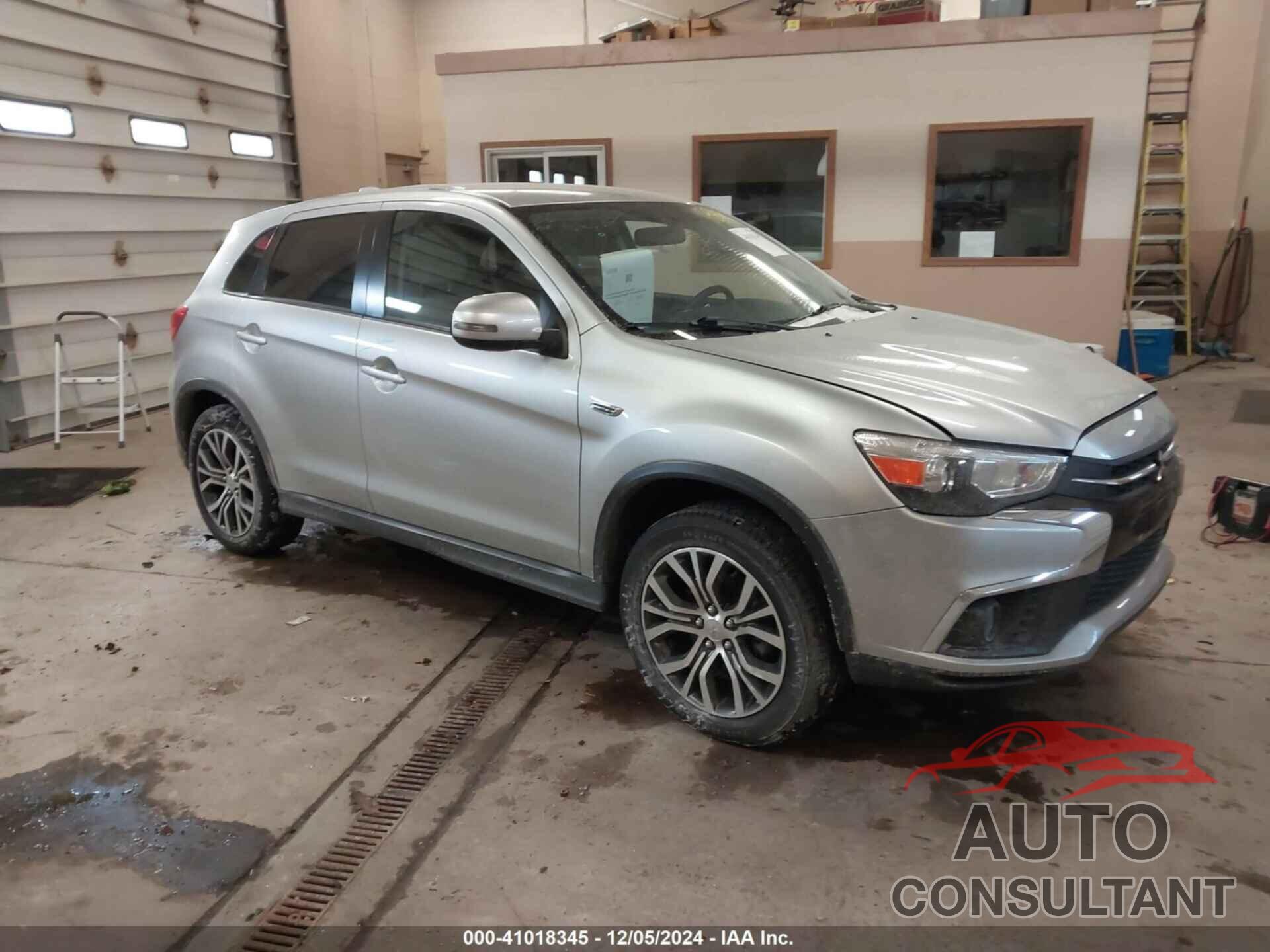 MITSUBISHI OUTLANDER SPORT 2018 - JA4AR3AU3JZ016200