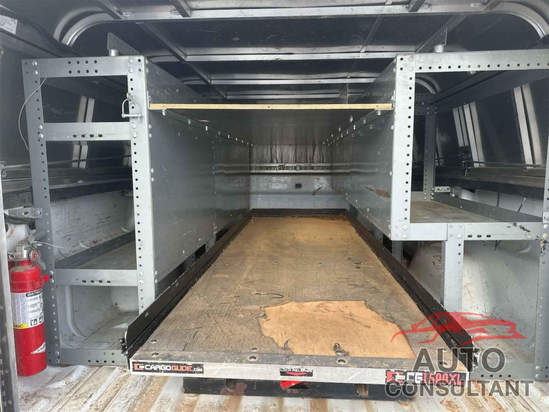 CHEVROLET SILVERADO 2500HD 2017 - 1GC0KUEG8HZ273945
