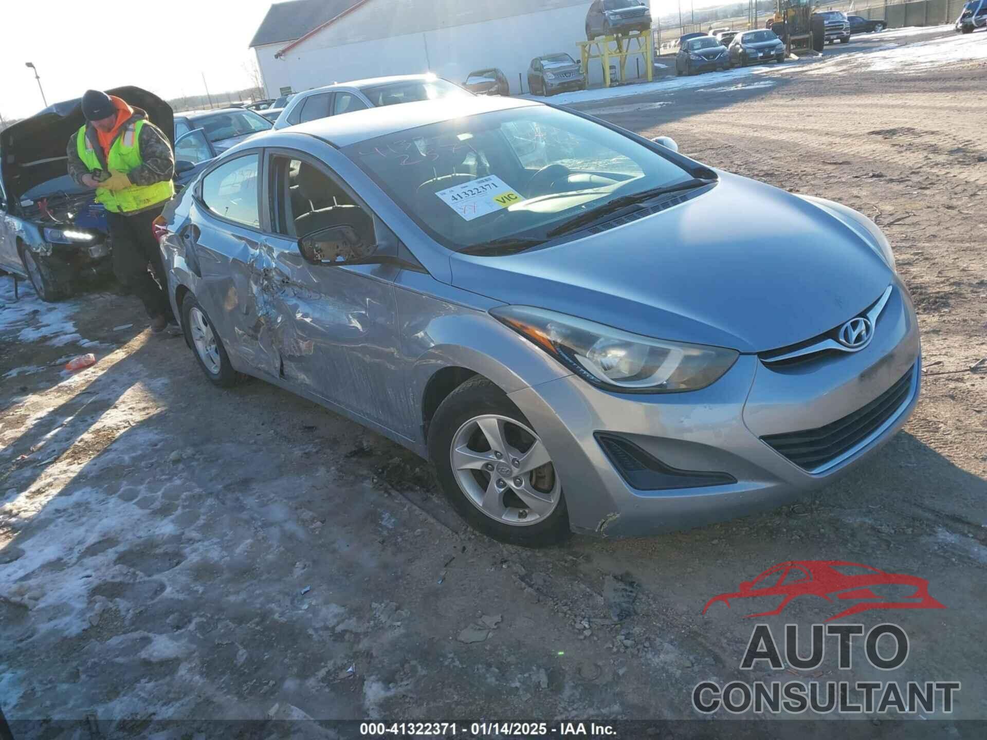 HYUNDAI ELANTRA 2015 - 5NPDH4AE5FH638185