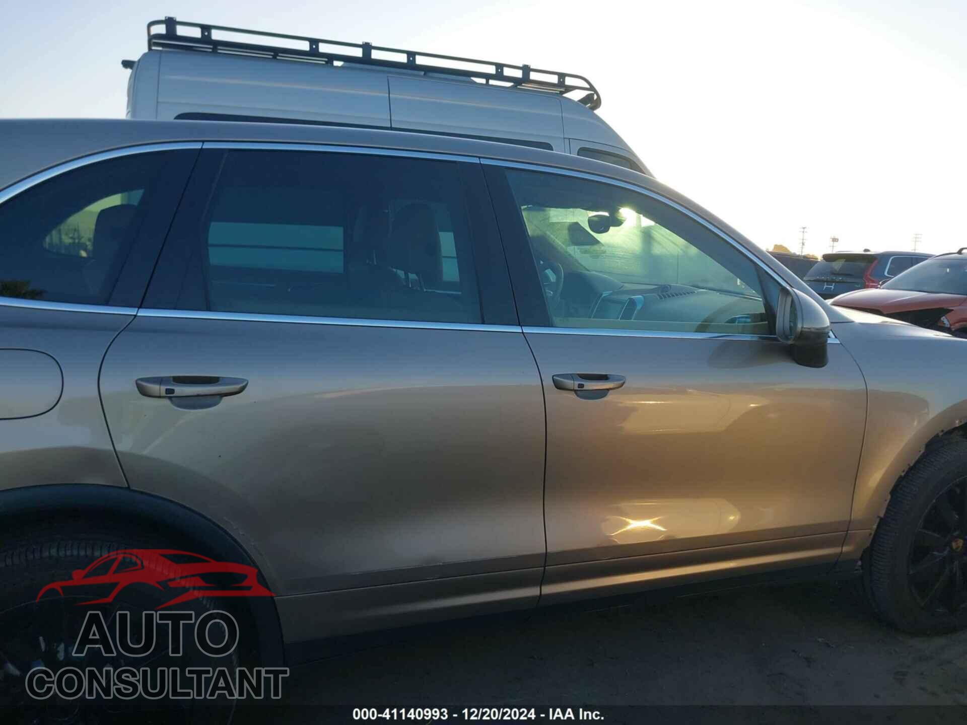 PORSCHE CAYENNE 2016 - WP1AA2A2XGLA03542