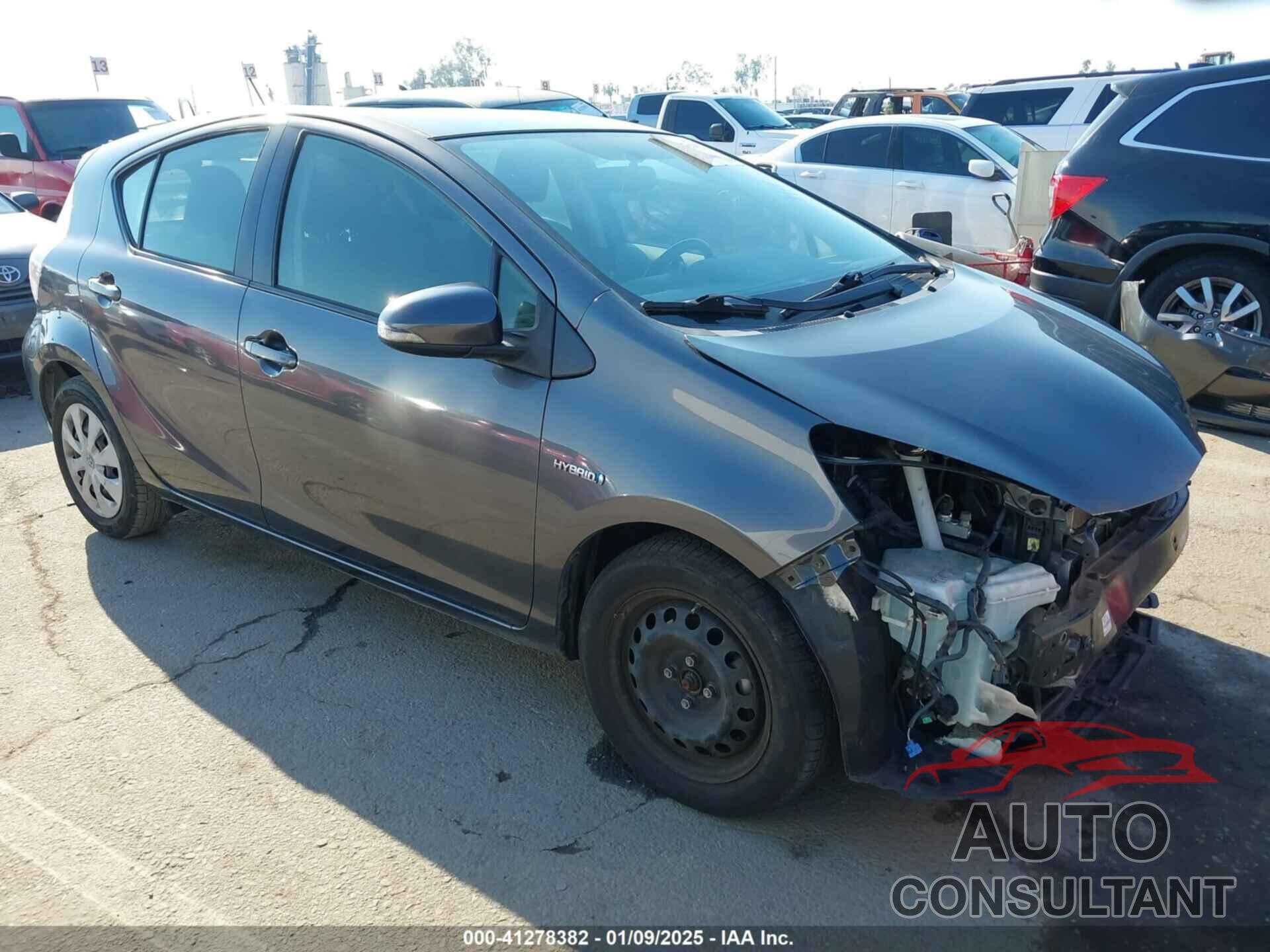 TOYOTA PRIUS C 2013 - JTDKDTB39D1557544