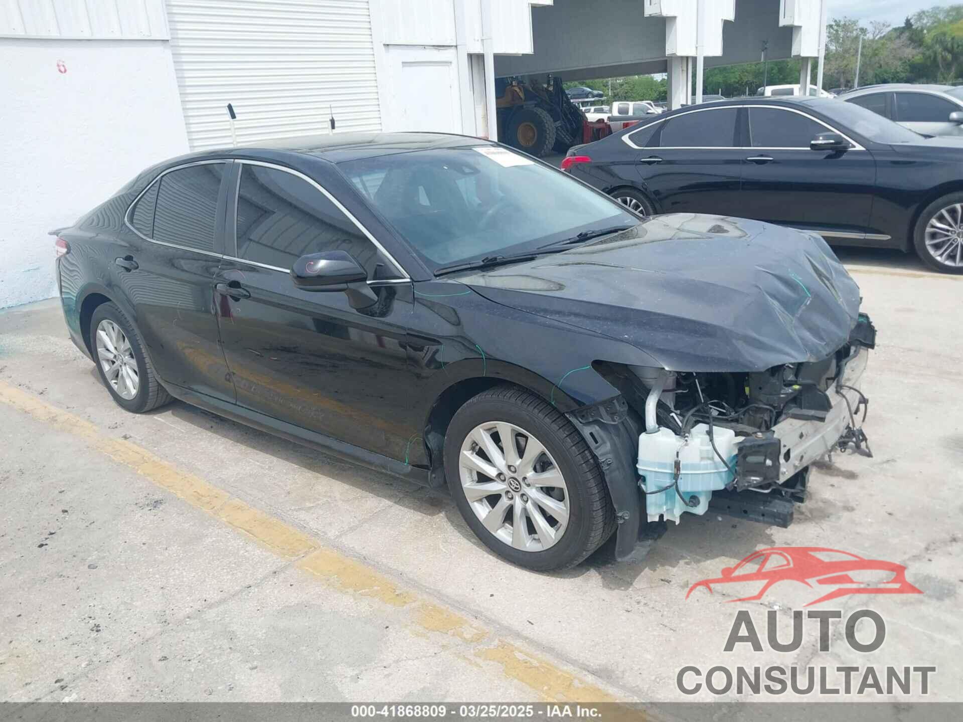 TOYOTA CAMRY 2018 - 4T1B11HK7JU069260