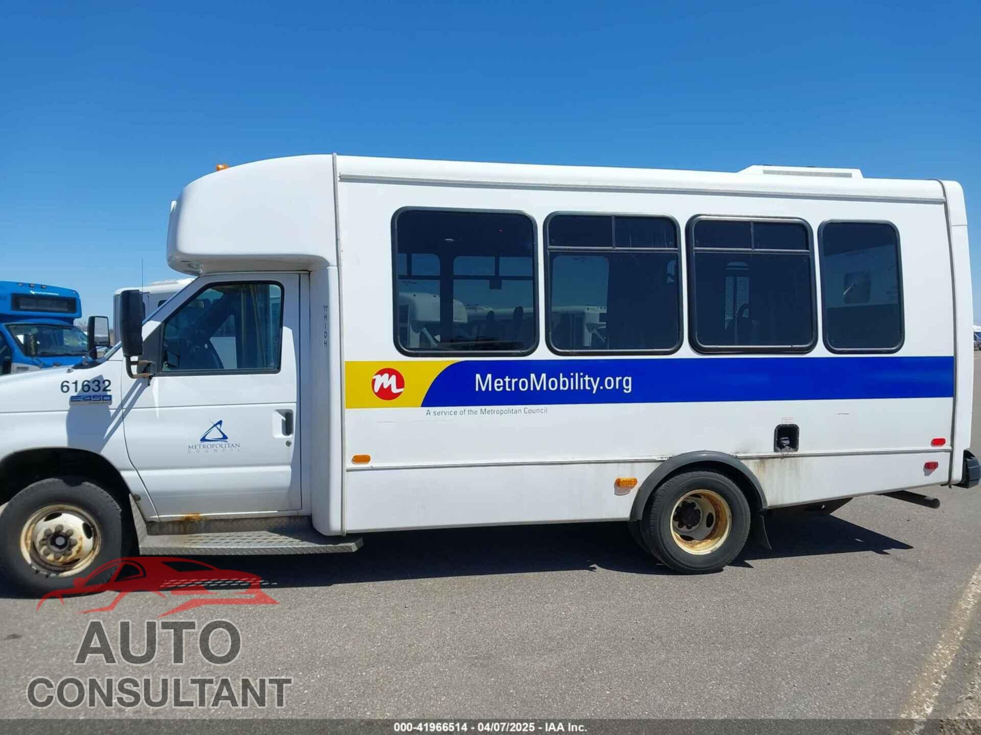 FORD E-450 CUTAWAY 2017 - 1FDFE4FSXHDC37820