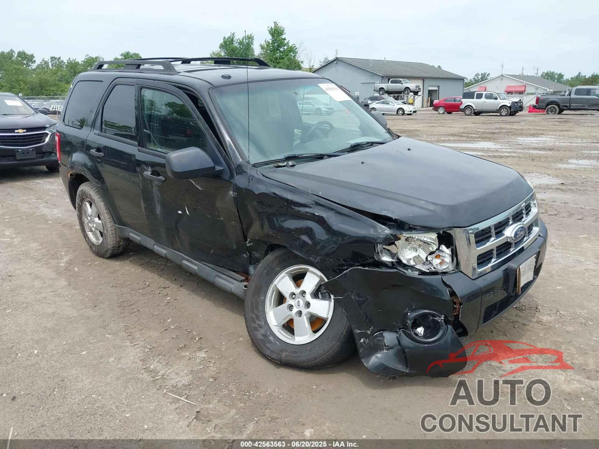 FORD ESCAPE 2011 - 1FMCU9DG0BKA03206