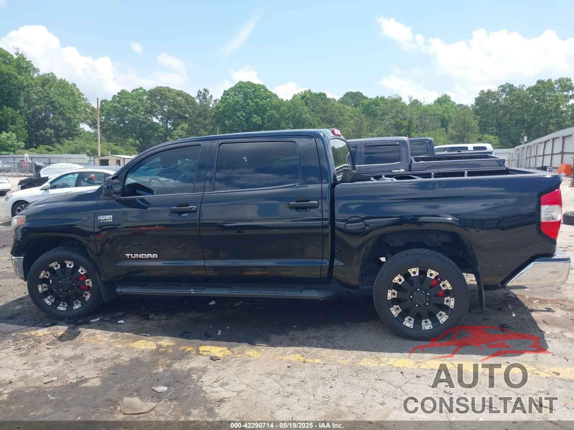 TOYOTA TUNDRA 2018 - 5TFEY5F1XJX232478