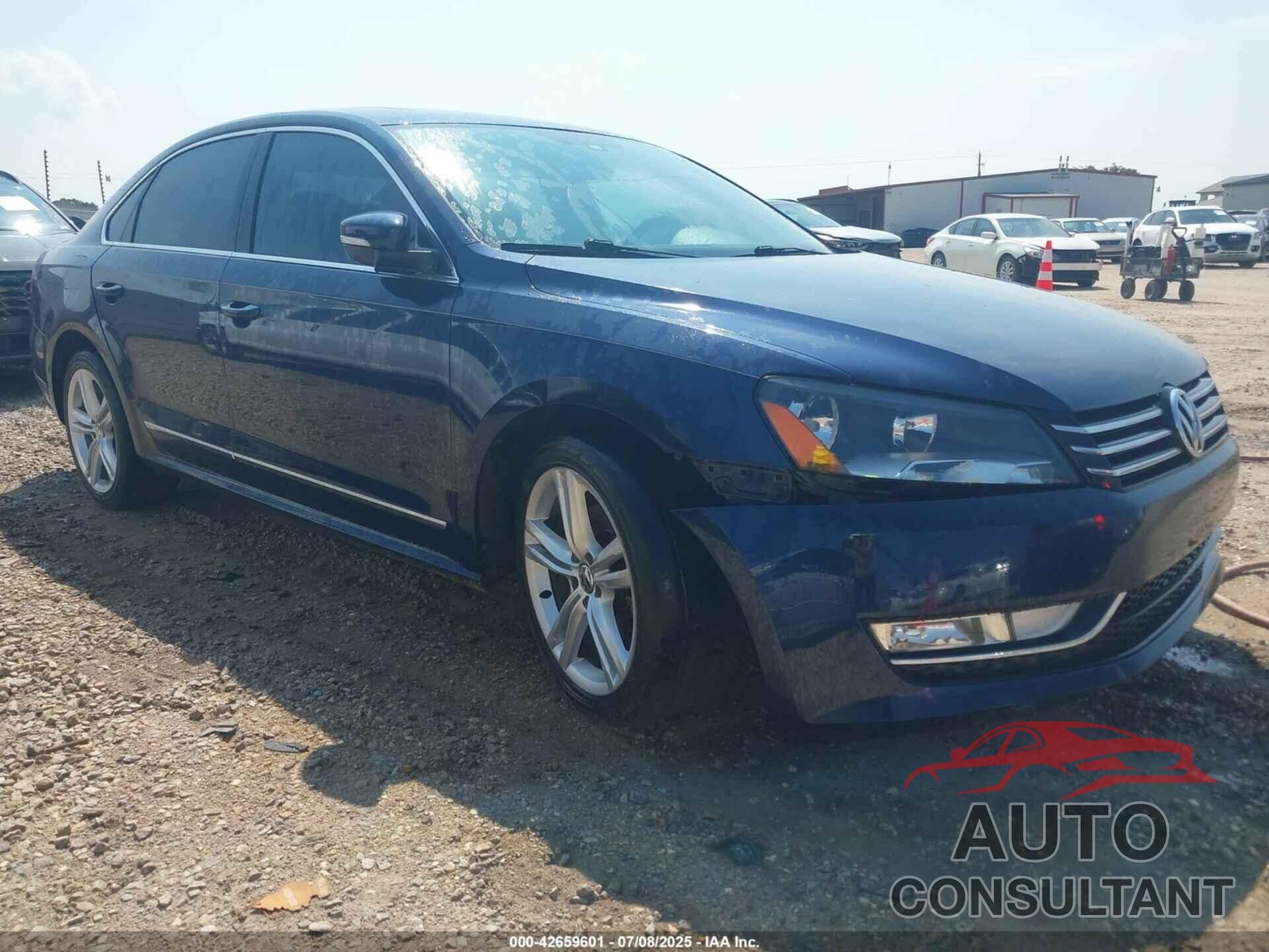 VOLKSWAGEN PASSAT 2015 - 1VWBT7A38FC059240