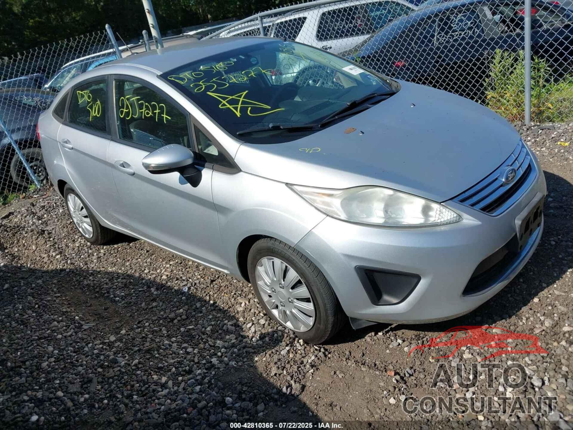 FORD FIESTA 2013 - 3FADP4BJ6DM222870