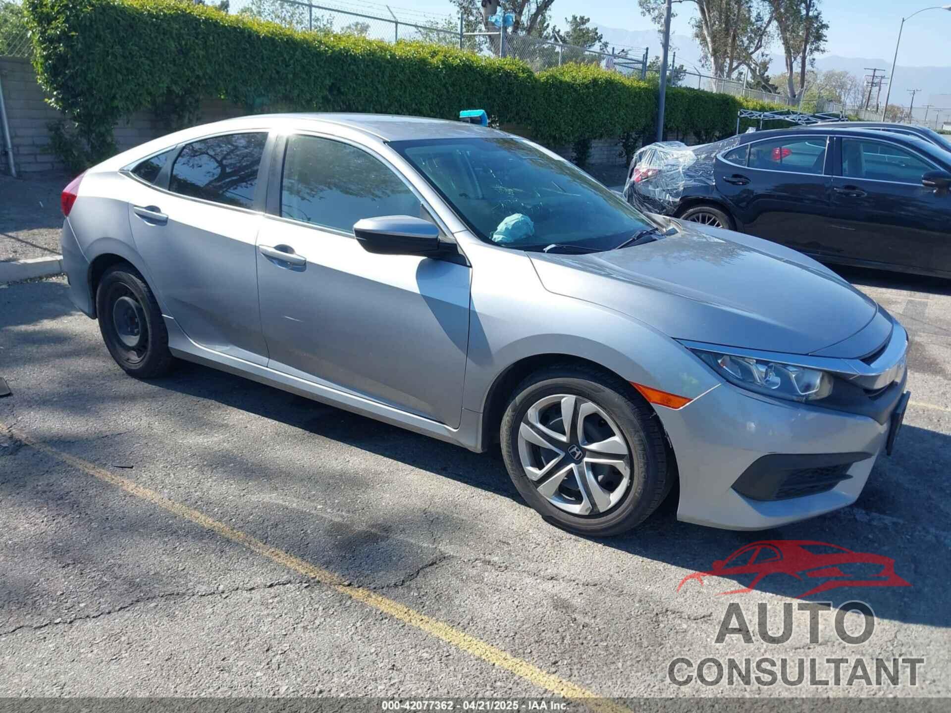 HONDA CIVIC 2017 - 2HGFC2F57HH545976